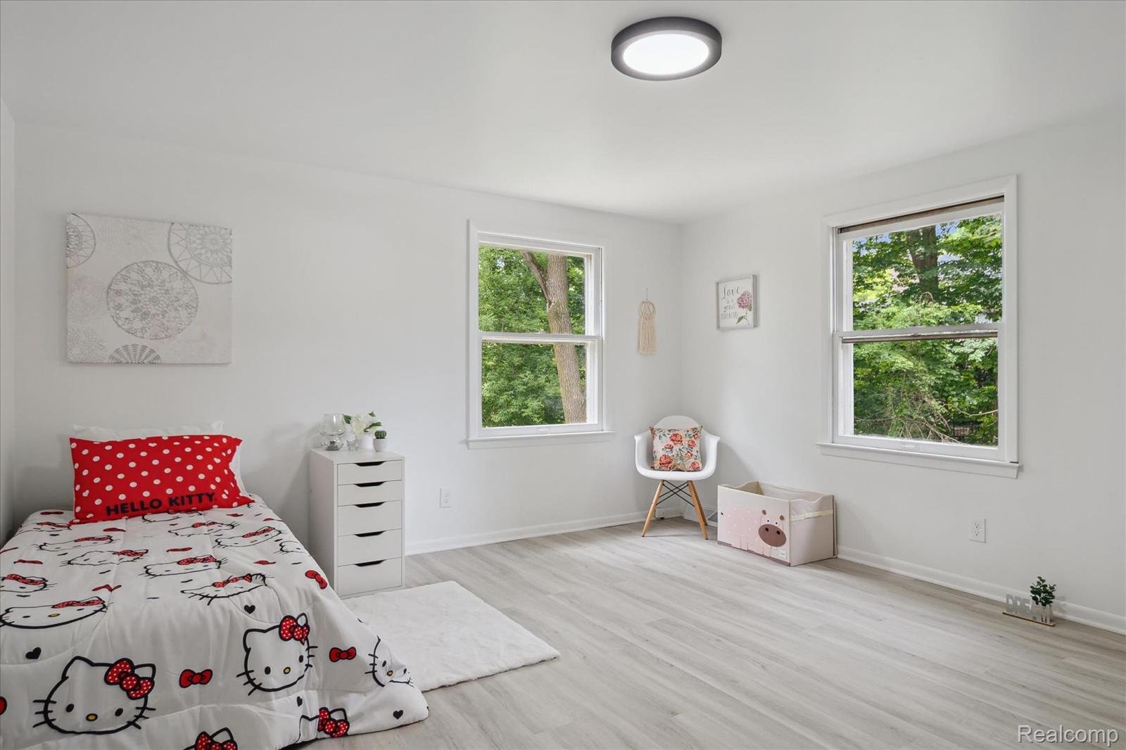 WhatsApp Image 2025-11-20 at 11.06.00 PM (10).jpeg