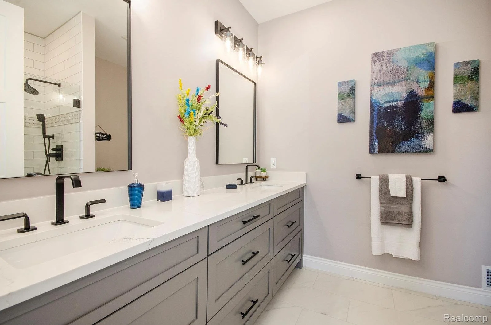 WhatsApp Image 2025-11-20 at 11.04.56 PM (6).jpeg