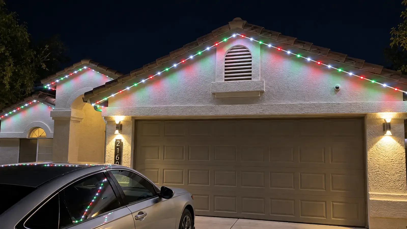 03-holiday-roofline-enhanced.webp