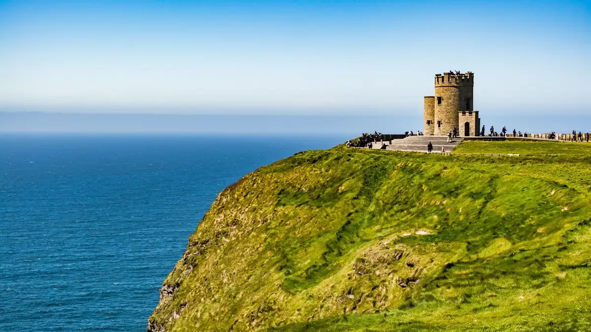 Ireland-cliff.webp