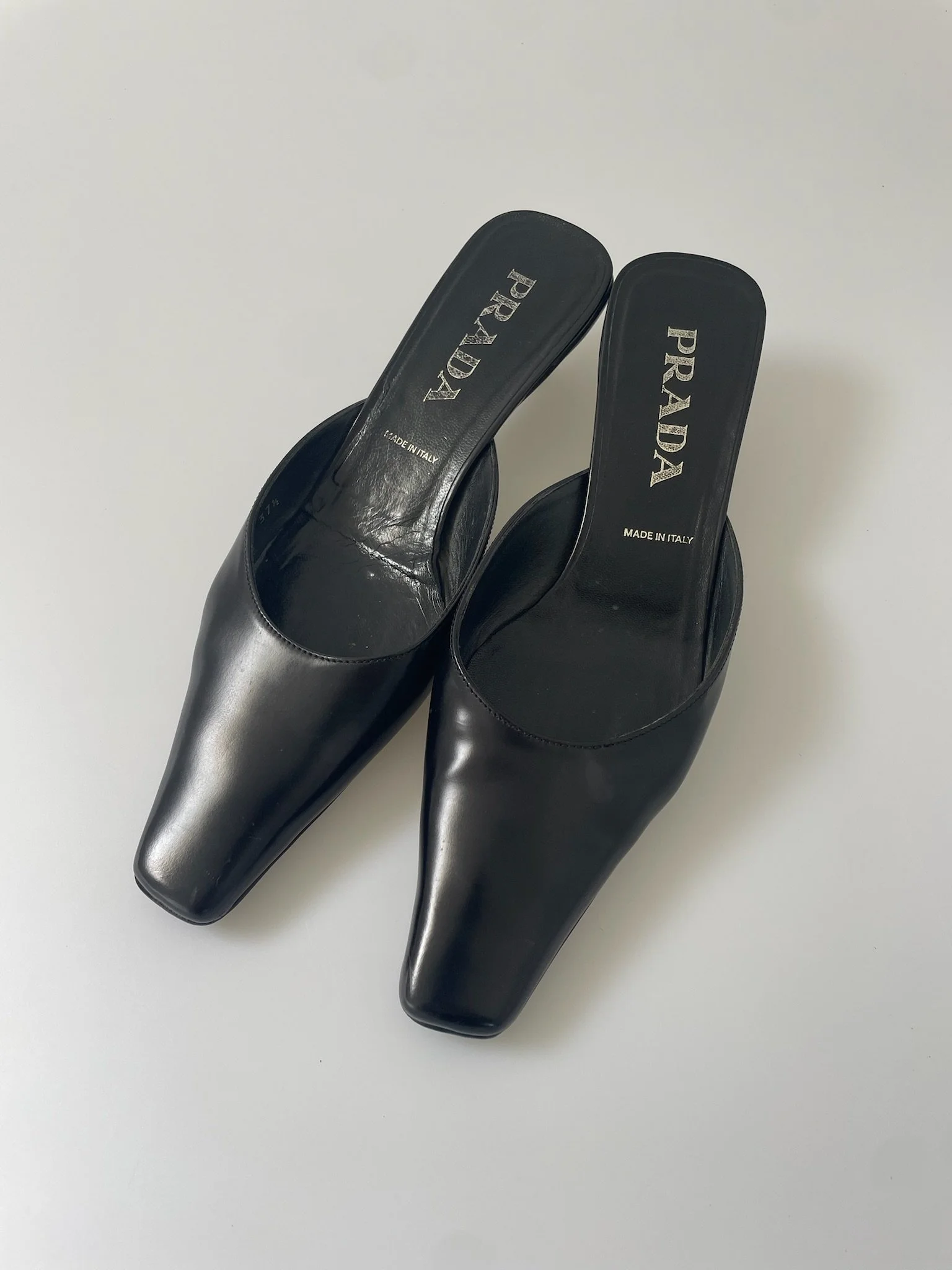 PRADA SQUARE TOE LEATHER MULES