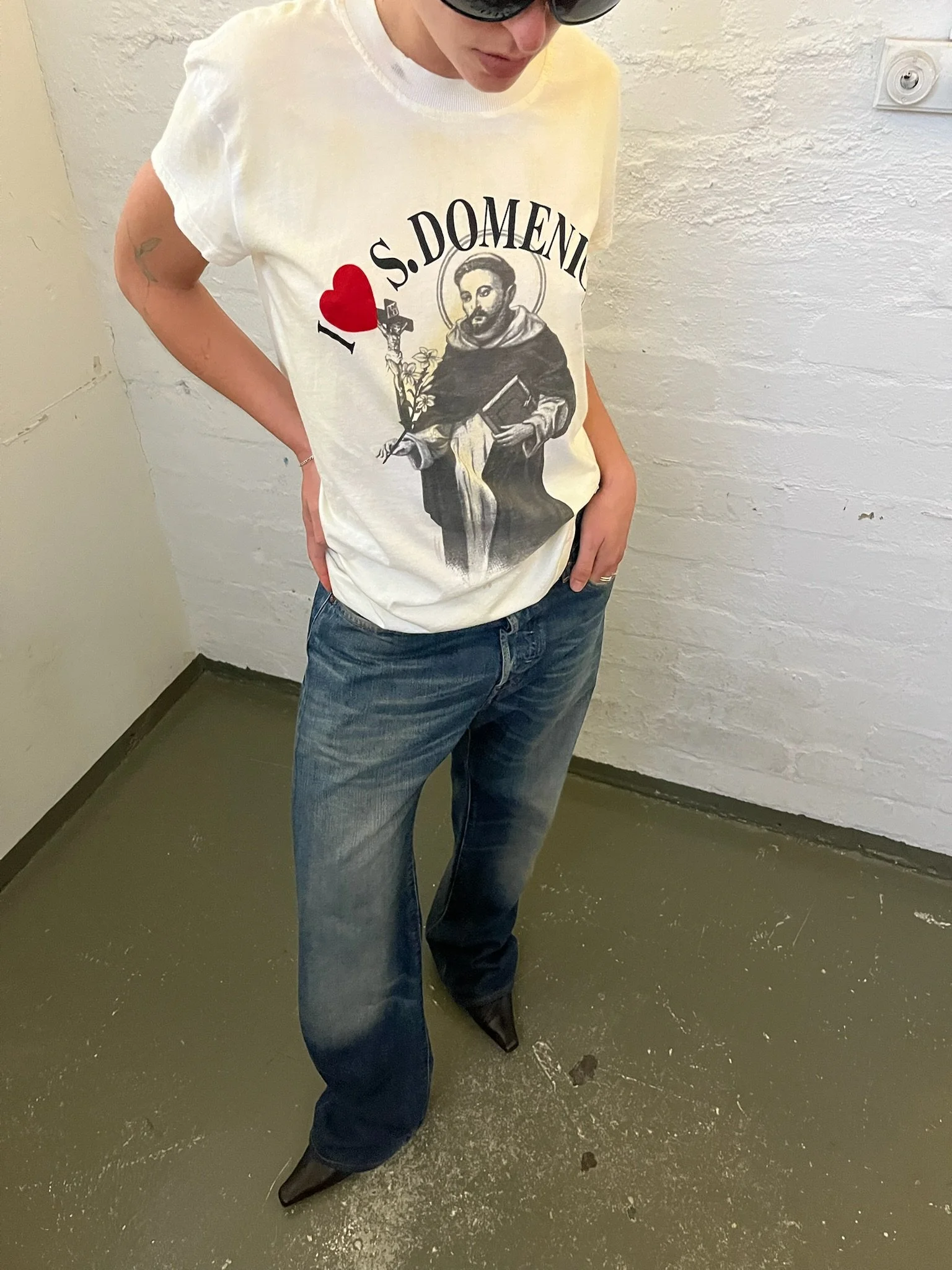 DOLCE & GABBANA DISTRESSED T-SHIRT