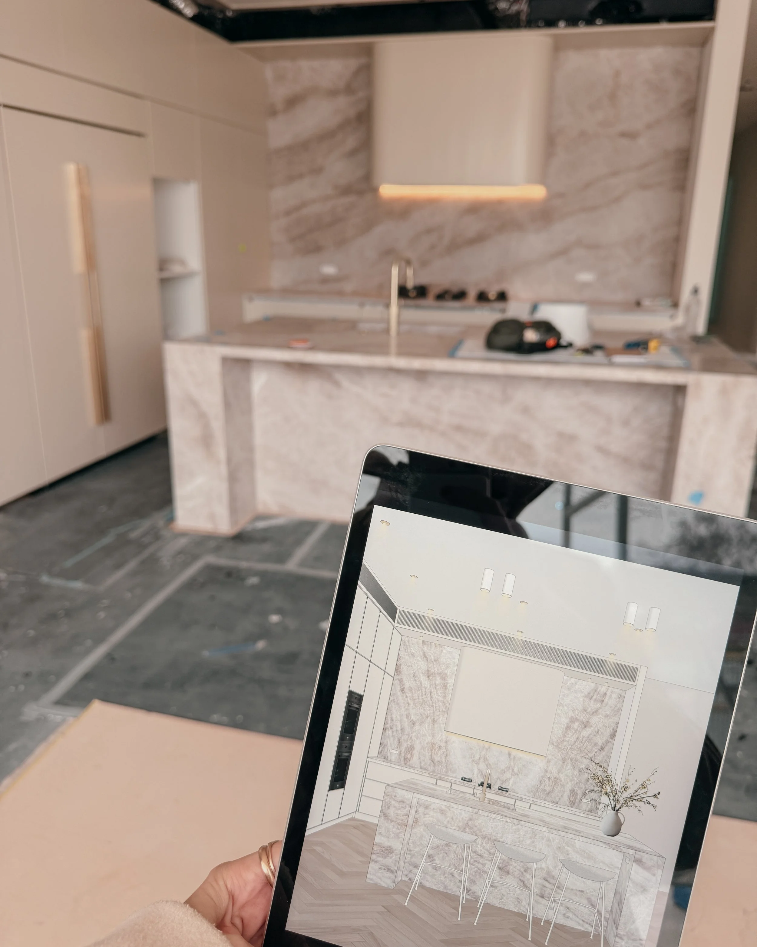 Contemporary Melbourne kitchen and arched bar with light timber cabinetry, marble splashback, and brass accents, designed by TID Studio Sydney