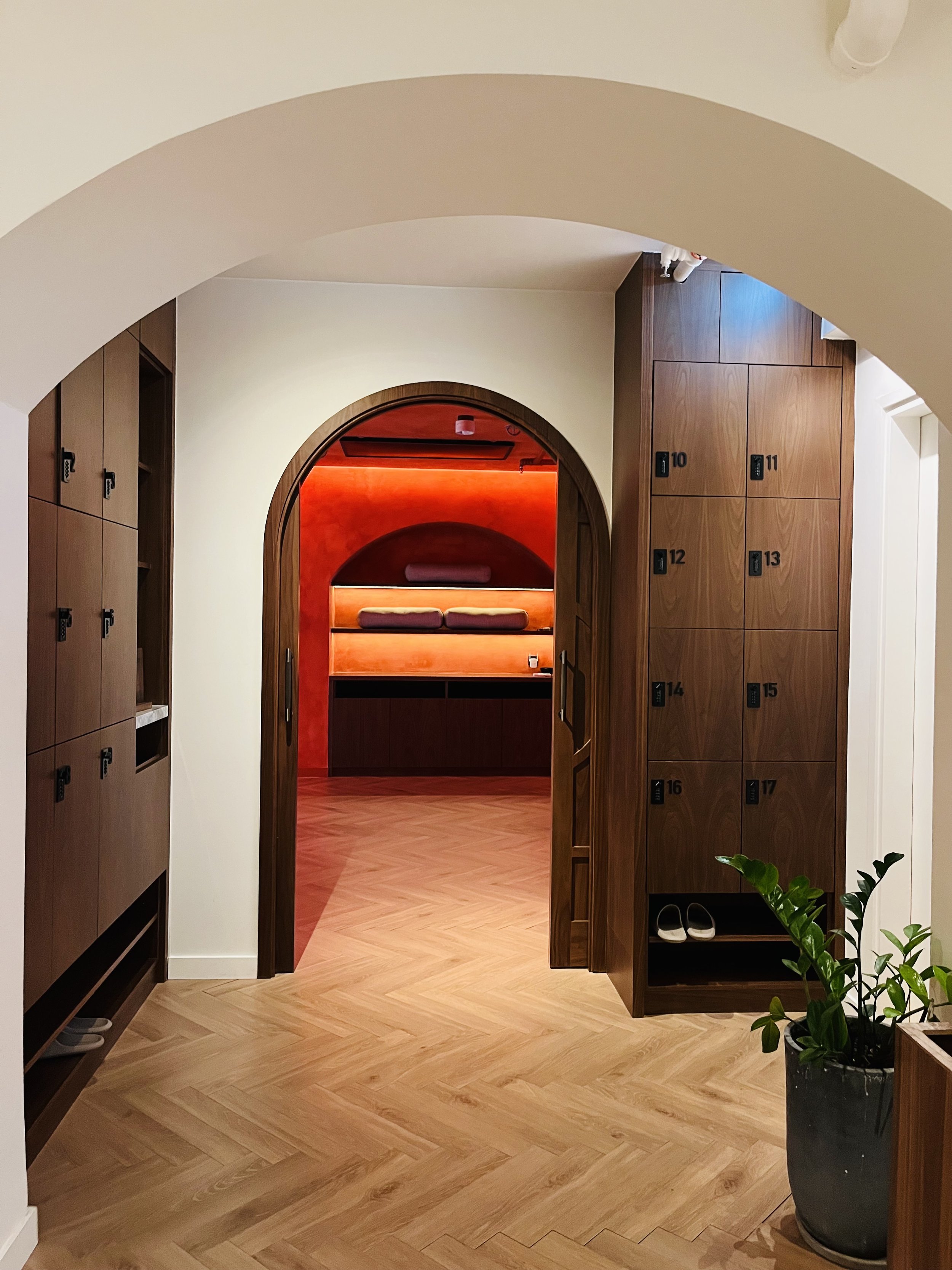The Best Infrared Sauna in Central, Hong Kong