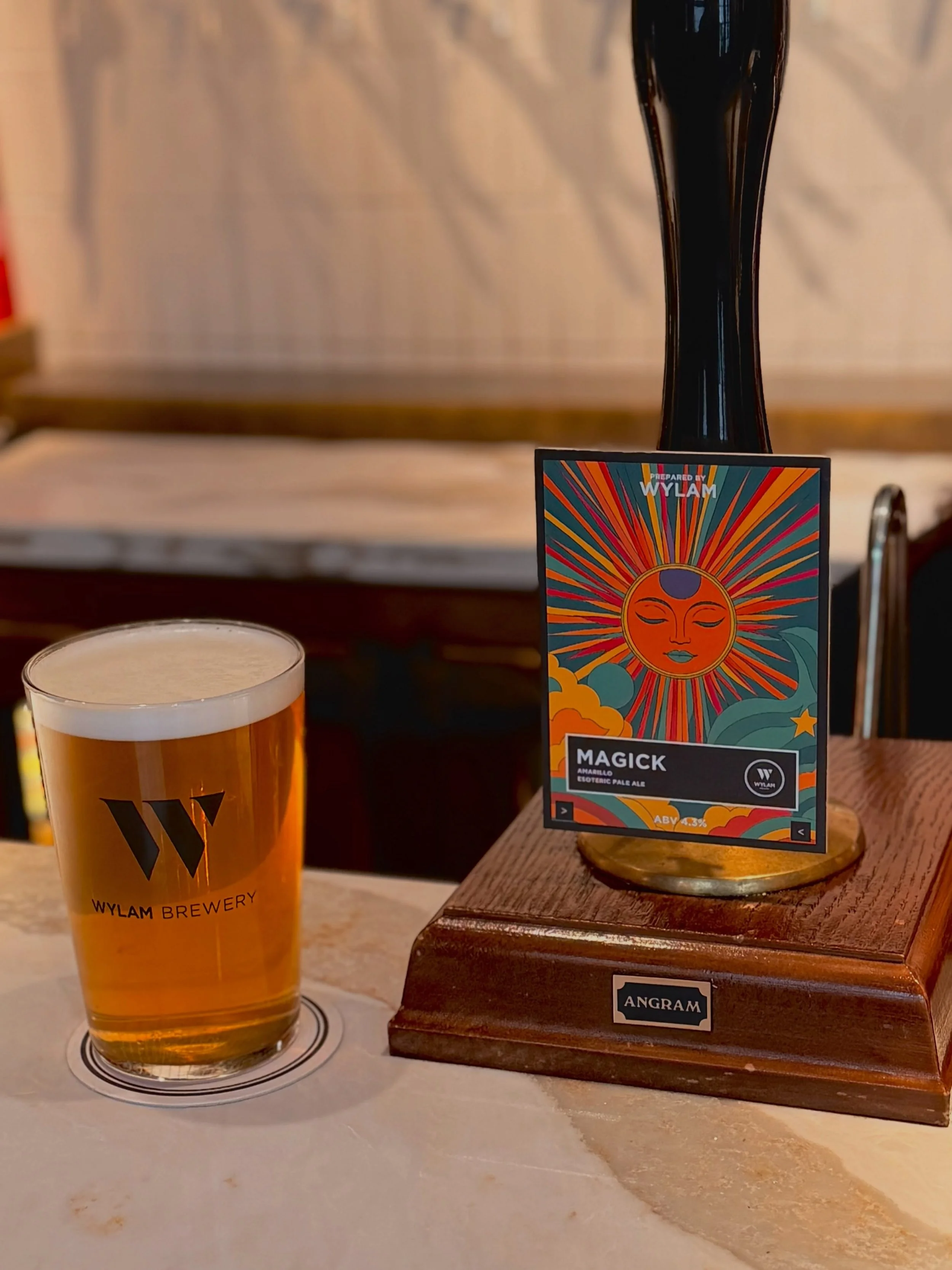 RETURN OF A CLASSIC

First brewed over 20 years ago, this 4.3% Pale is a crisp refreshing ale made with Amarillo hops and pale malt. Bright gold in colour with a hint of elderflower on the nose. Citrus and spice on the palate with a good bitter finis