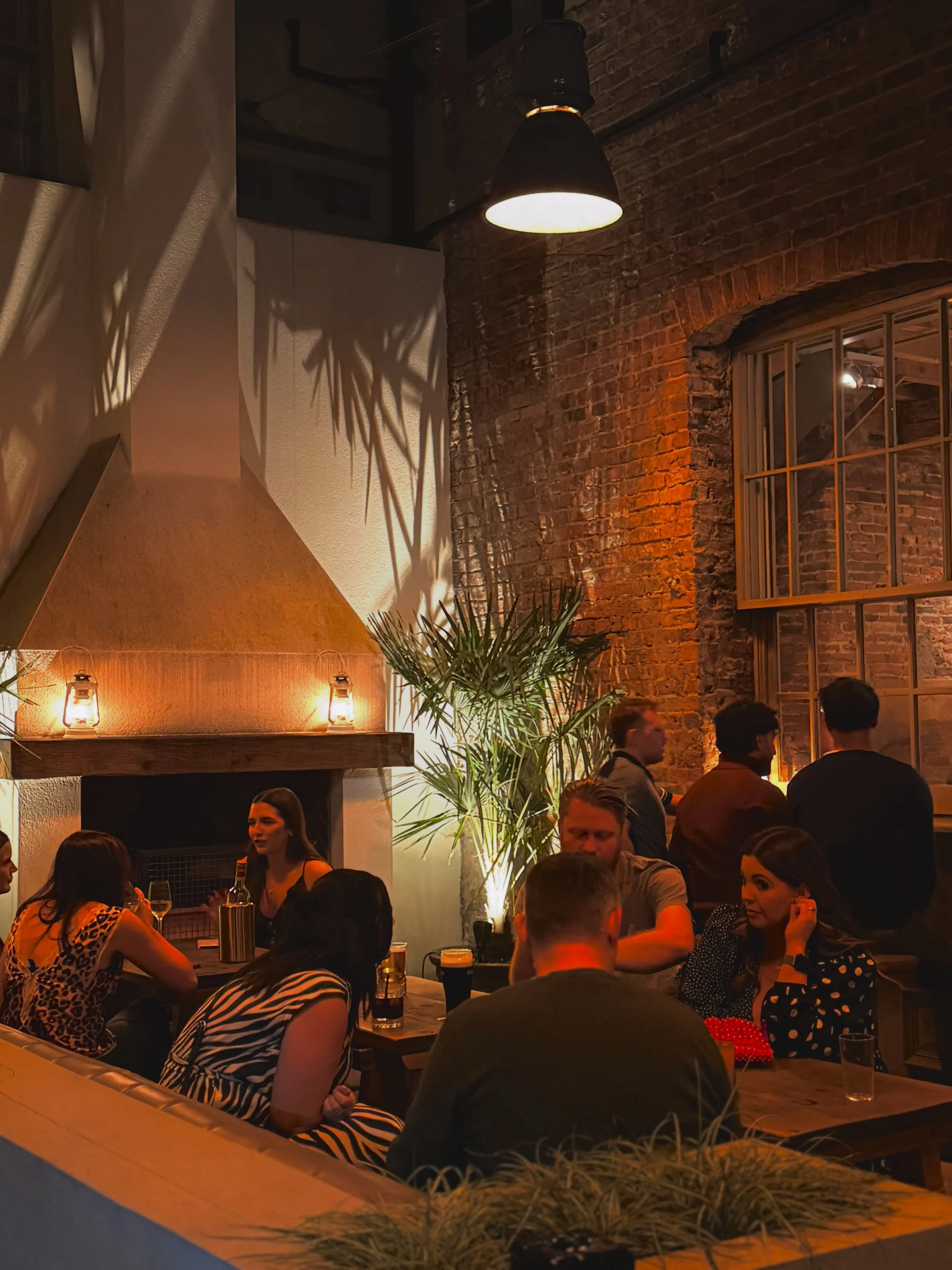 PINTS, COCKTAILS AND VIBES BY THE FIRE?

We're open, where are you at? x