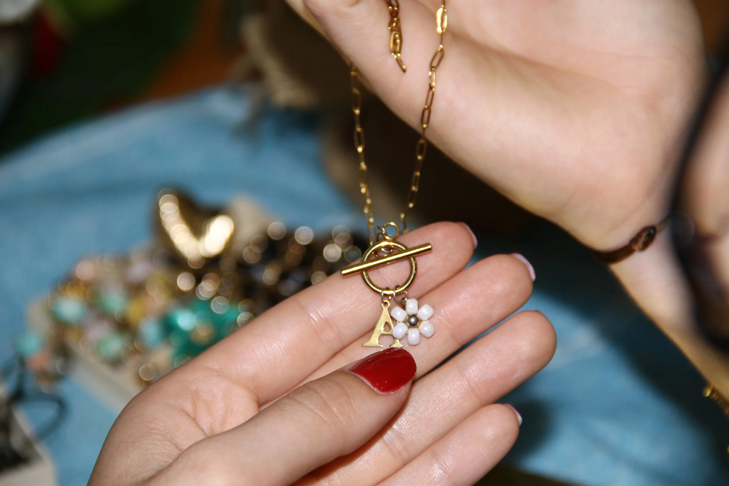 Jewelry making activity in the algarve