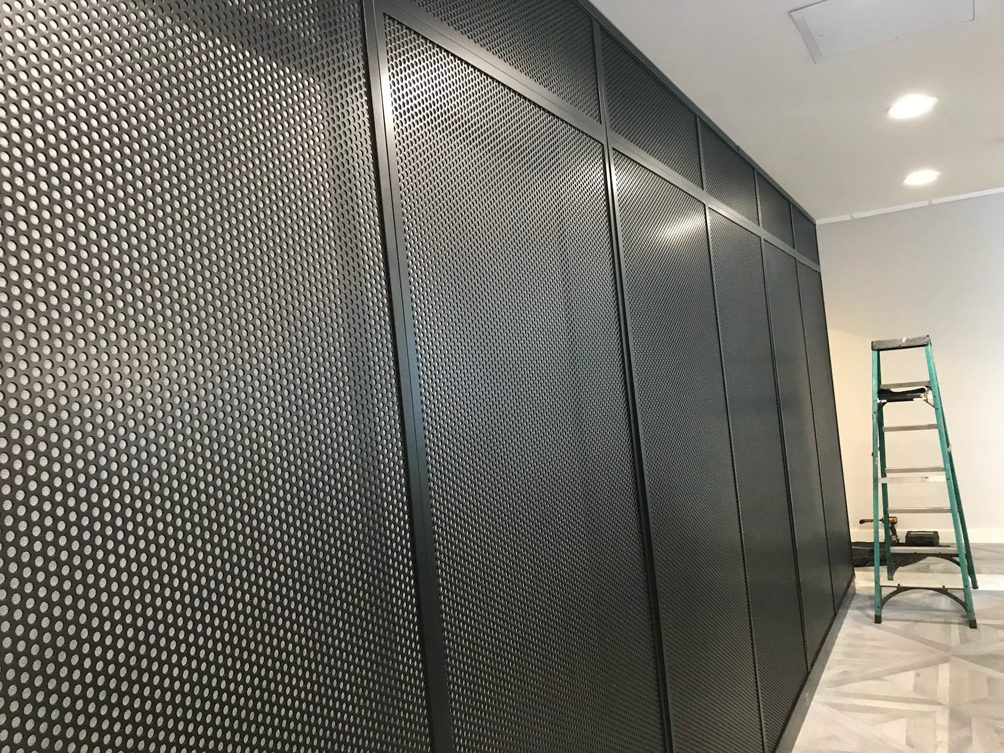 Commercial Privacy Wall_rs.jpg