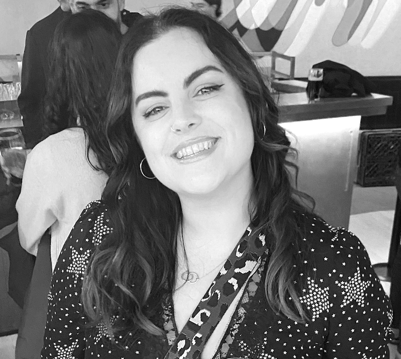 Áine Mhaoir BA Int. MA