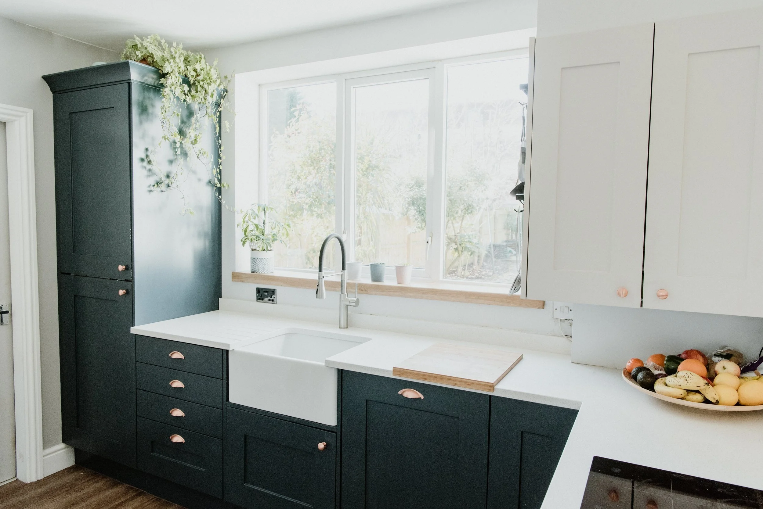 A Complete Guide to Home Staging Your House for Airbnb Success.