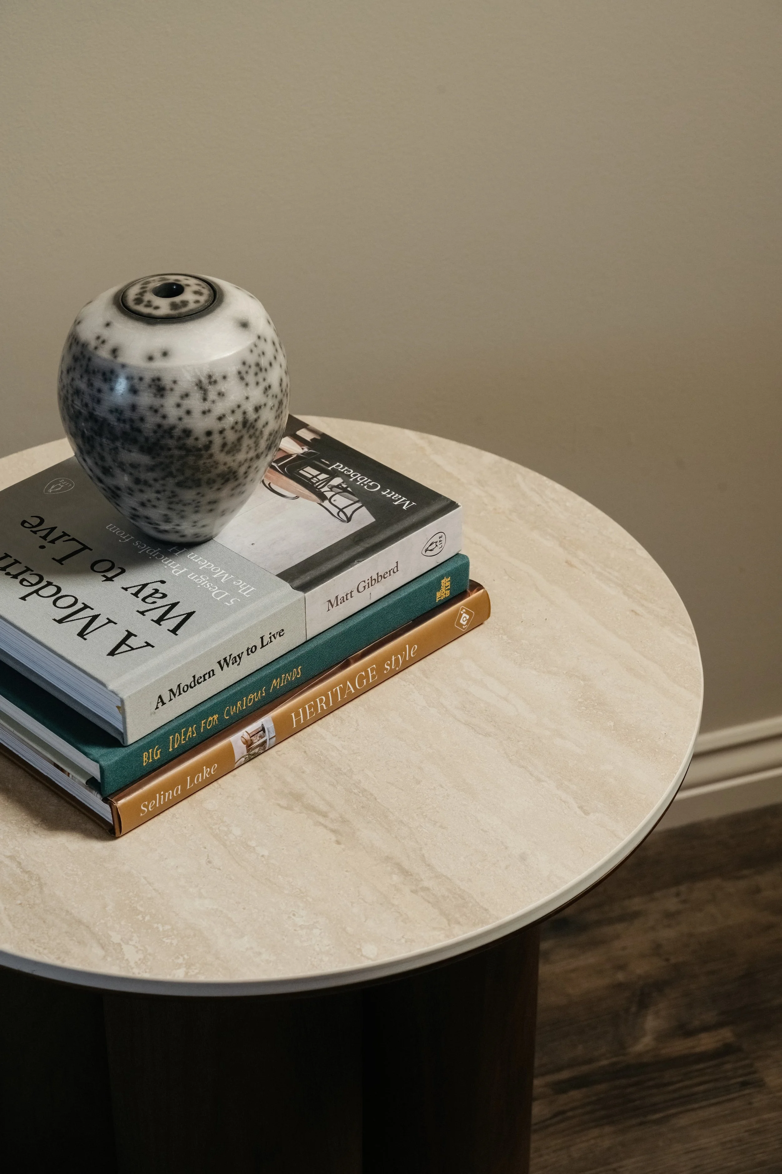 Sibylle Clerey interiors Meadow Vale36.jpg