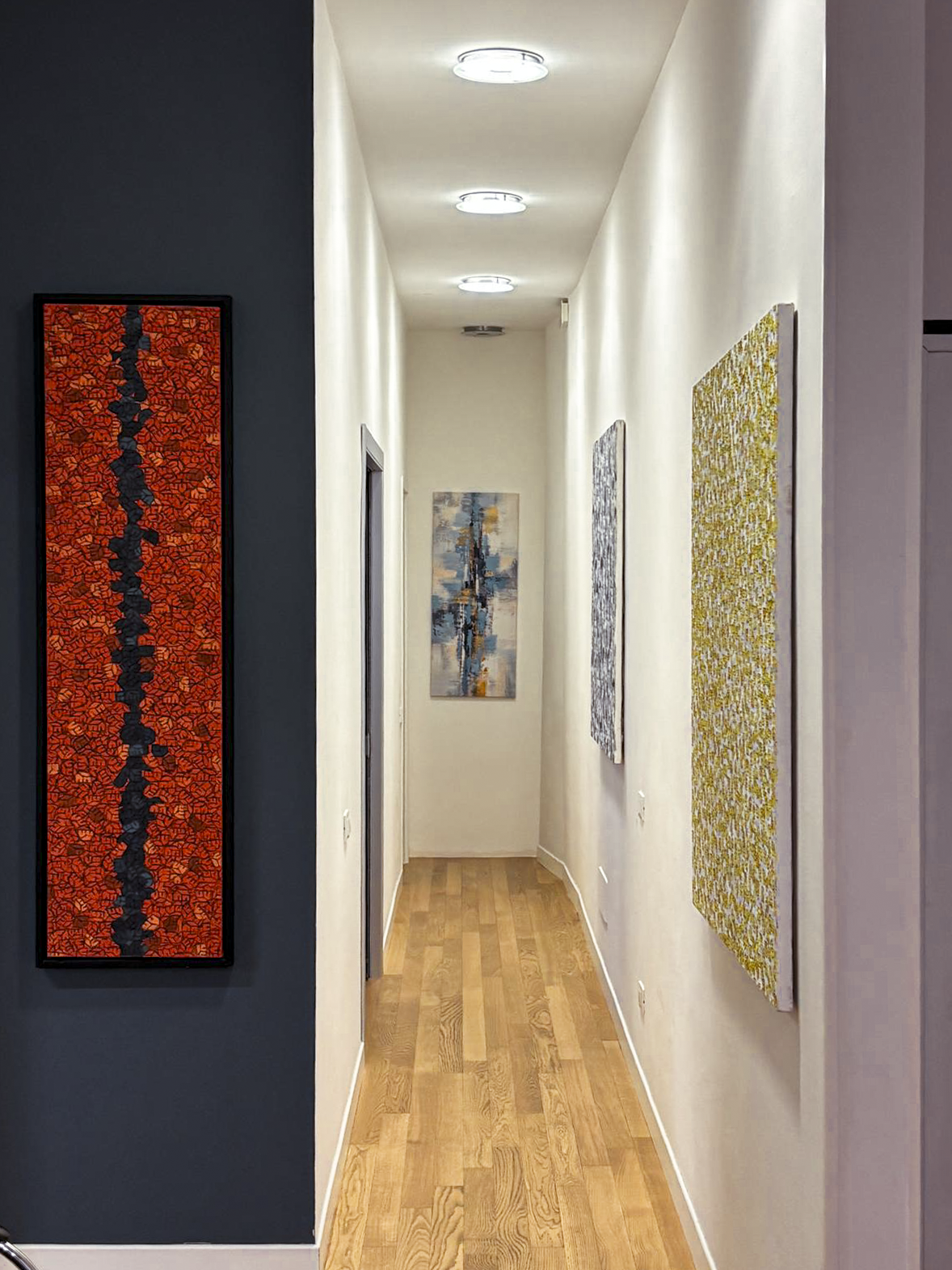 Opere d'arte in esposizione presso lo Studio Legale Santachiara in collaborazione con Bonioni Arte.