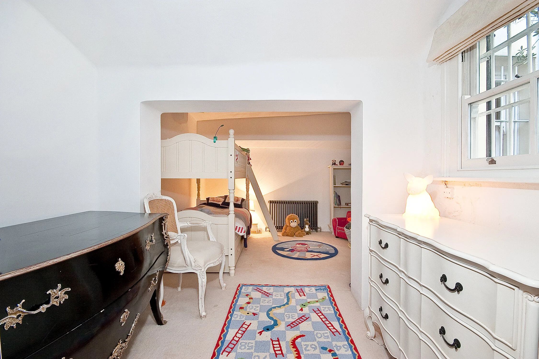 gdn@19 warrington cres-bed2b.jpg