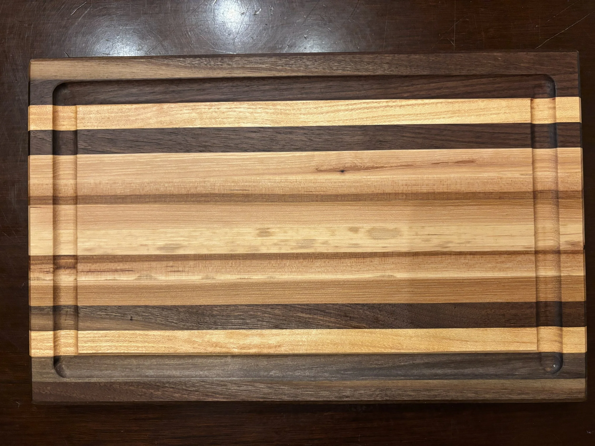Edge Grain Cutting Board 10"x16"