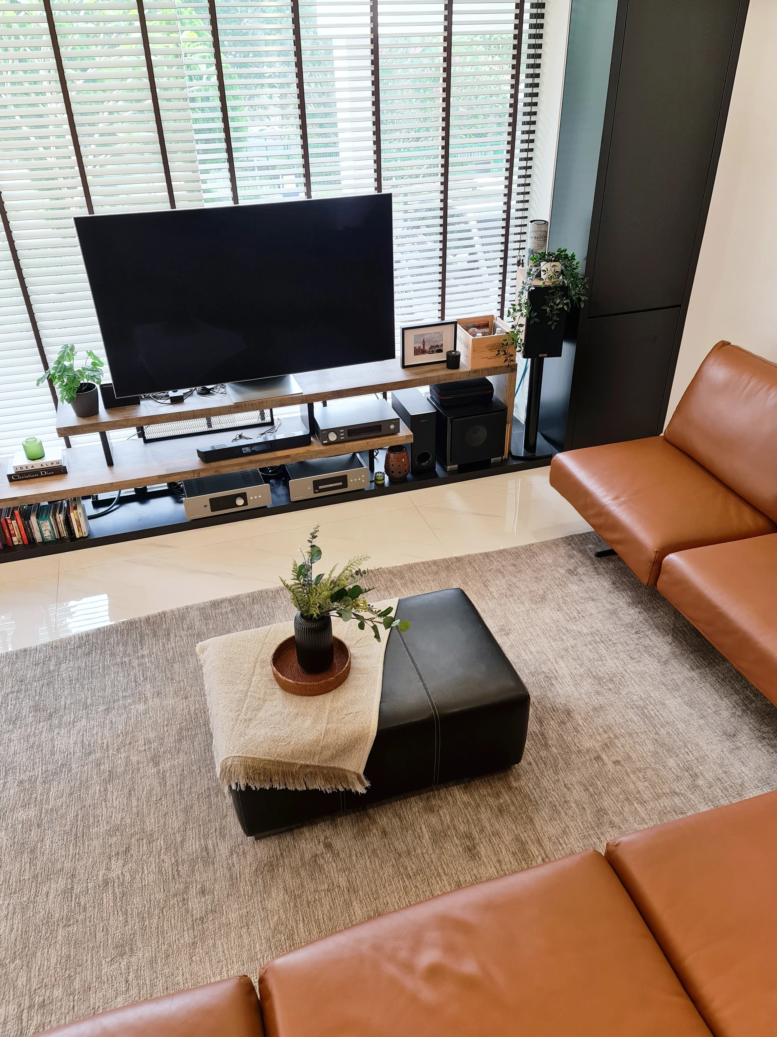 The Essence | Residential