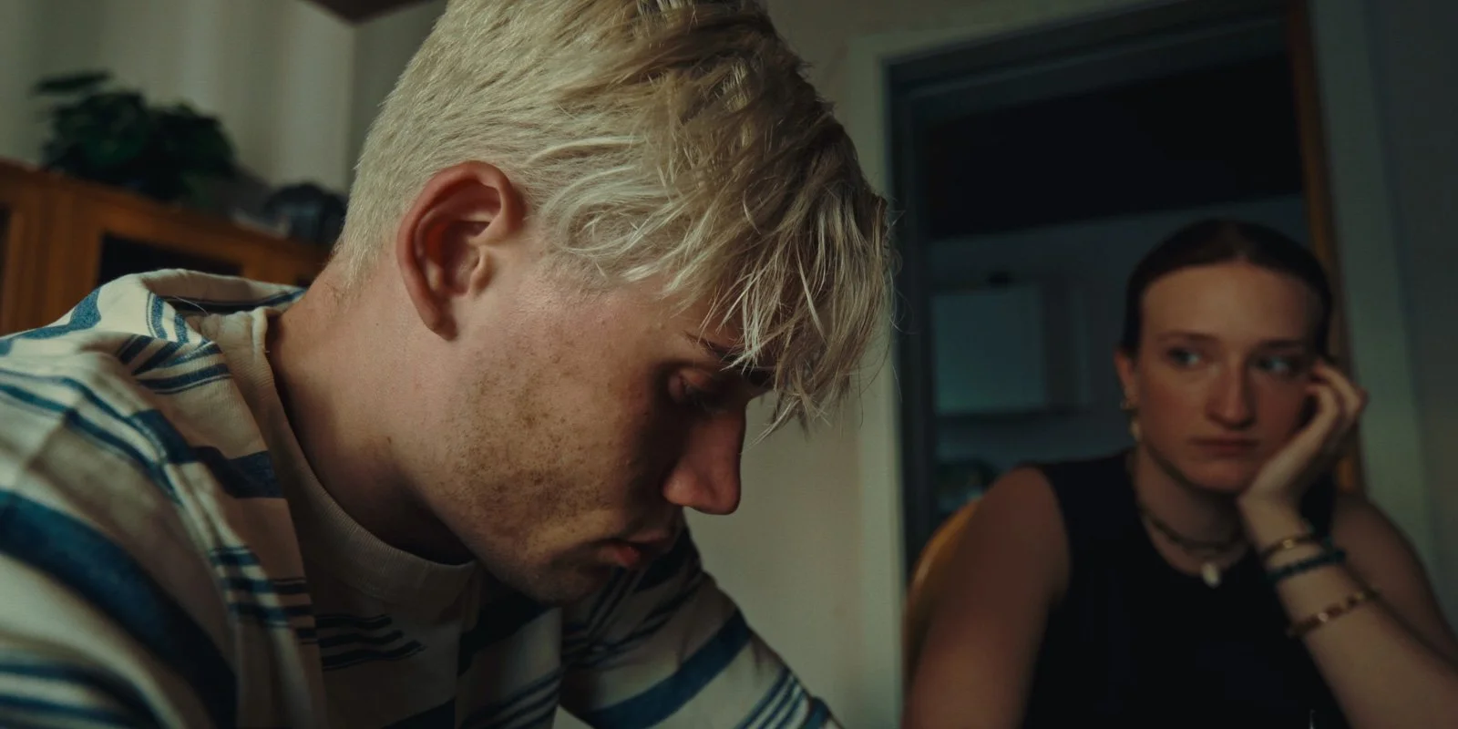 vince-decopa-lights-out-stills-28.jpg