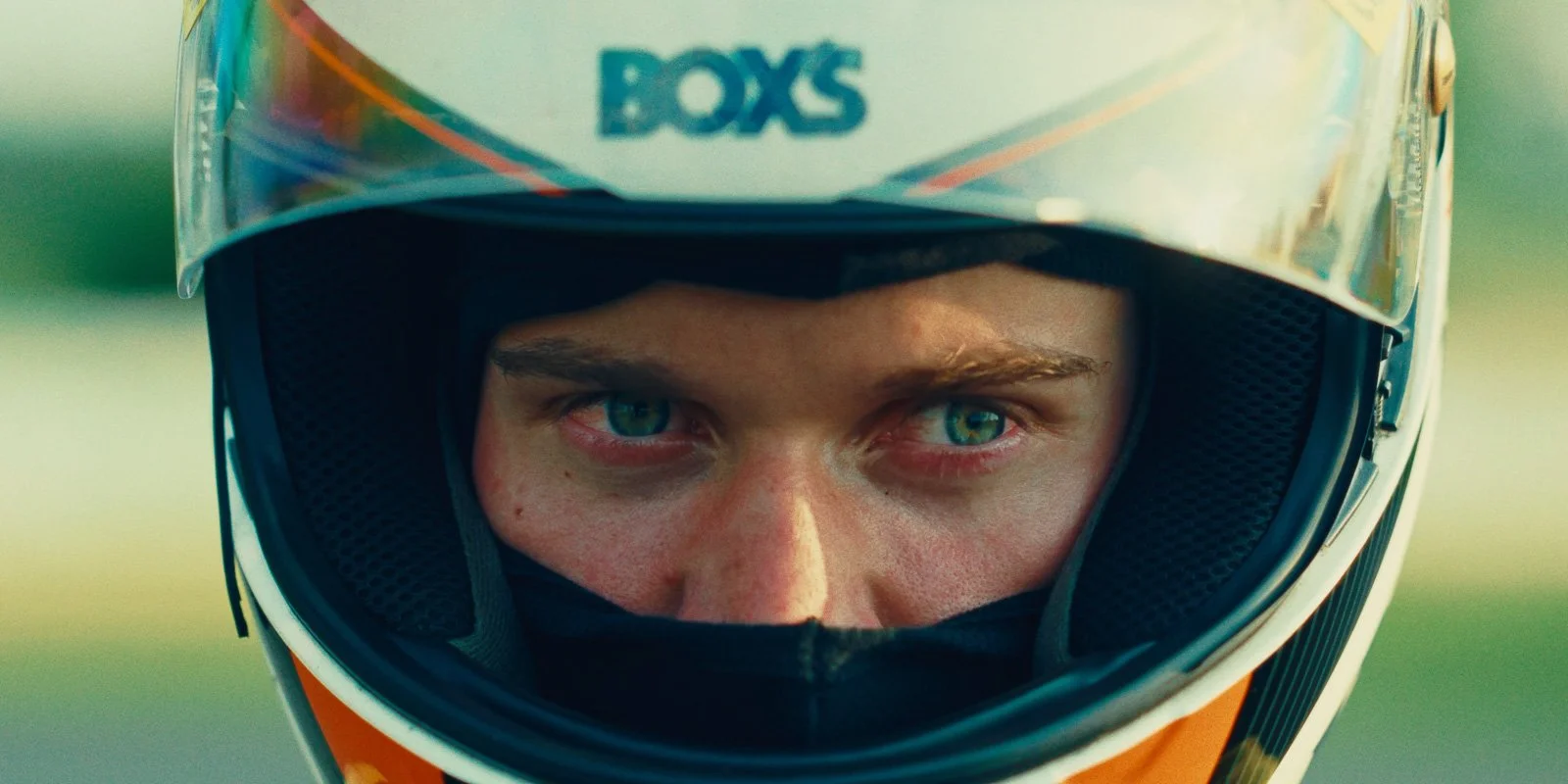 vince-decopa-lights-out-stills-03.jpg