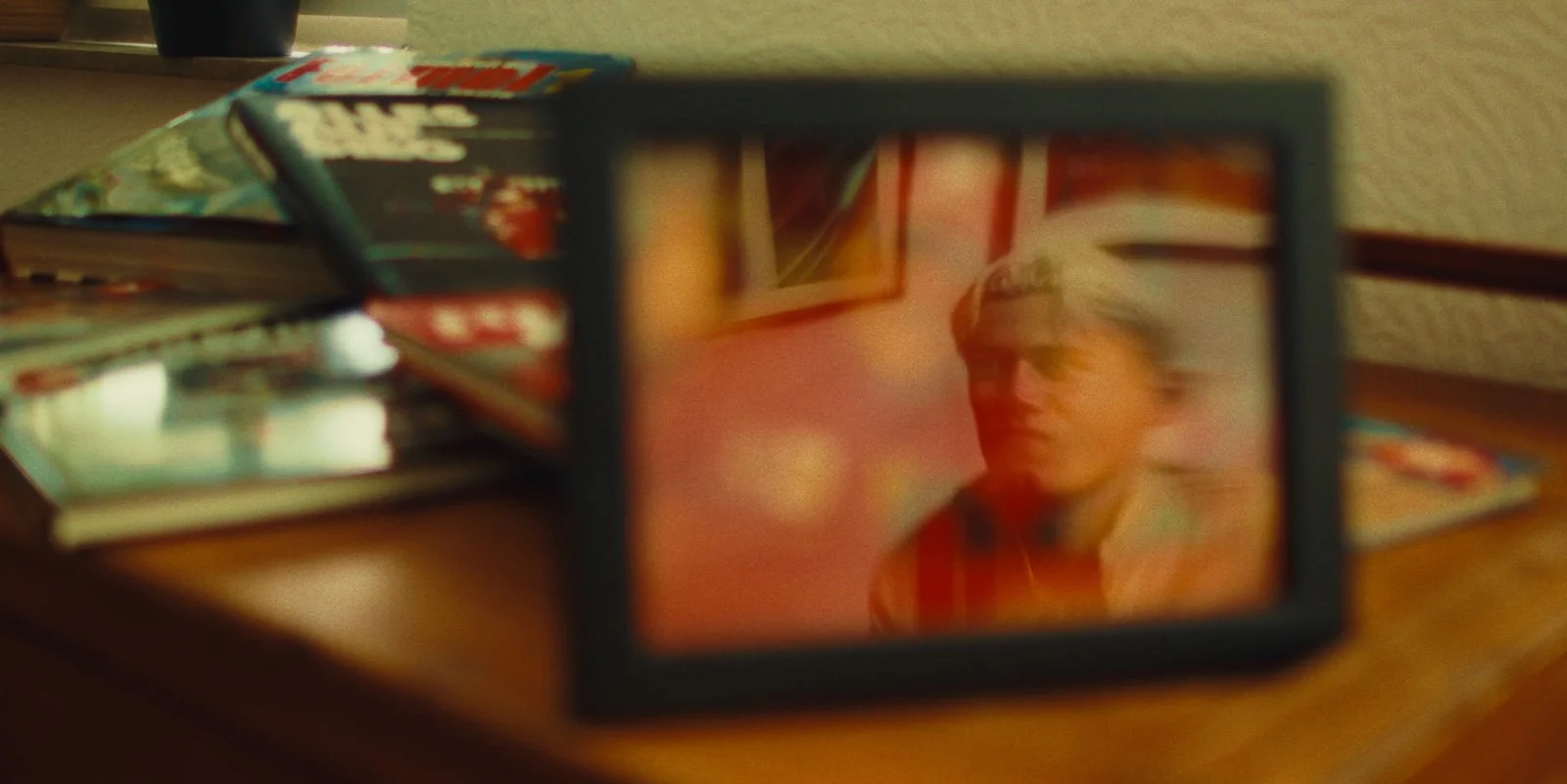 vince-decopa-lights-out-stills-01.jpg