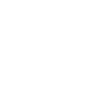 Sole e luna sopra un'amaca con due persone che si riposano.