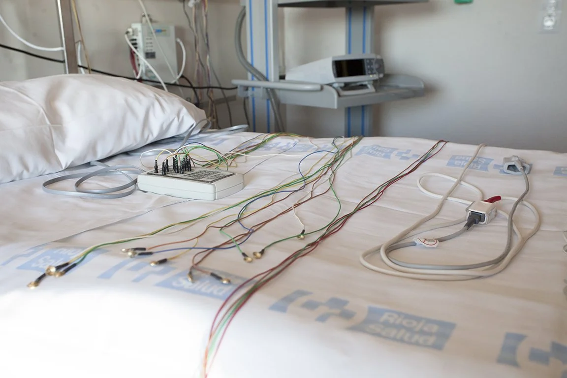 Cómo intentar dormir mientras parezco un router humano