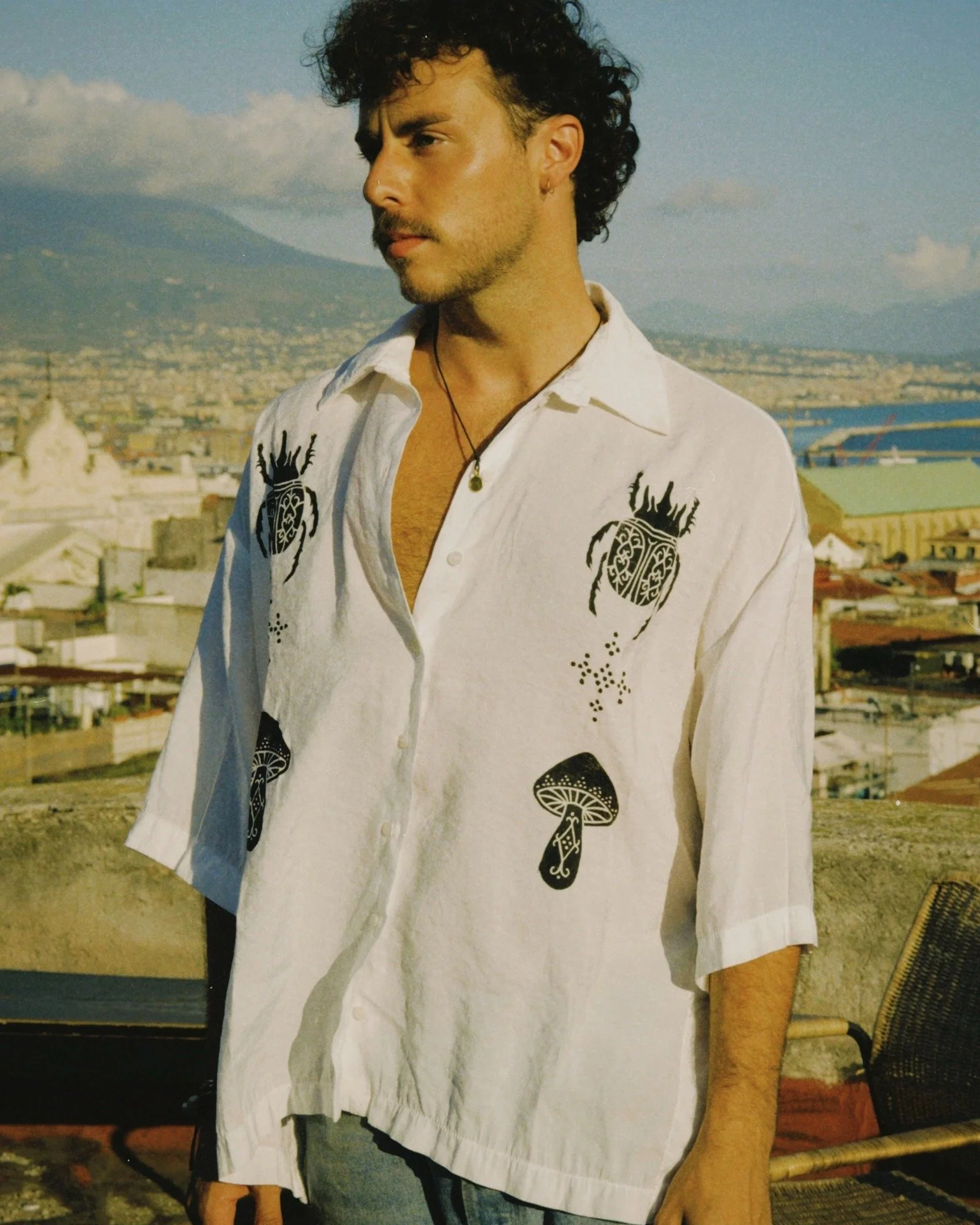 Supermodel vibes in this hand-printed shirt 💥