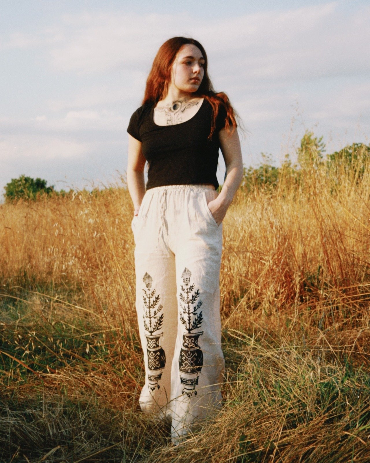 These linen pants hand-printed with my thistle design, celebrating the symbolism of thistles - resilience, strength, and protection ⚔🌷