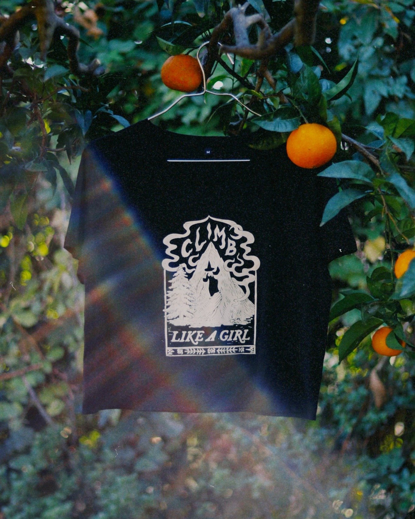 Climb Like a Girl crop top ✨🍊
Find it through the link in my bio!