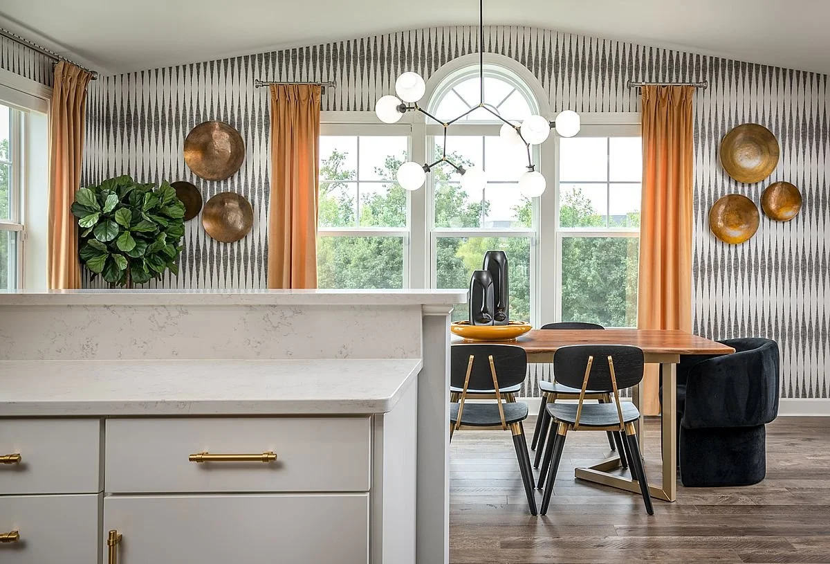 A kitchen eating area with ancestral ties to an African heritage.