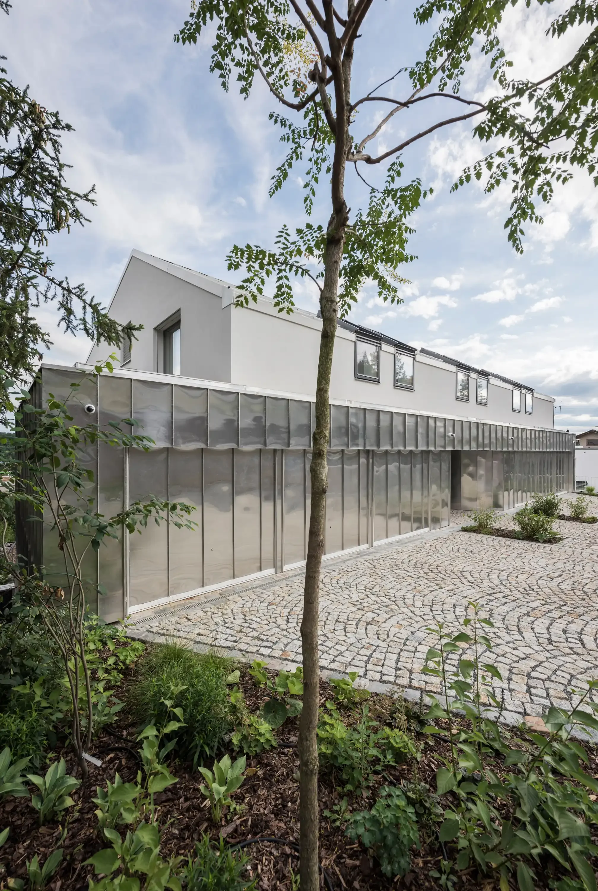 martin-cenek-architecture-krc-terraced-twins-martin-cenek-16.webp