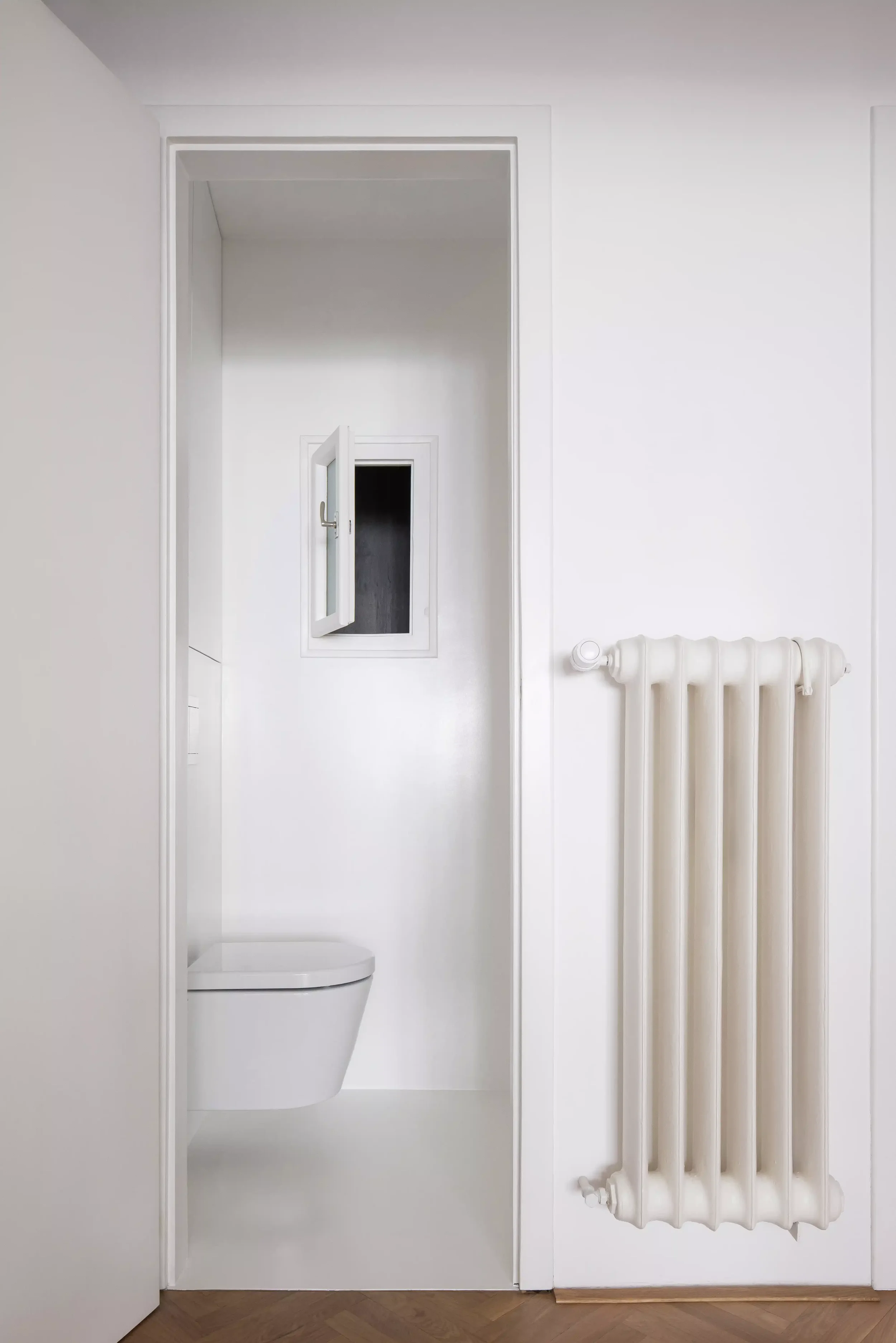 martin-cenek-architecture-functionalist-apartment-alex-shoots-buildings-23.webp