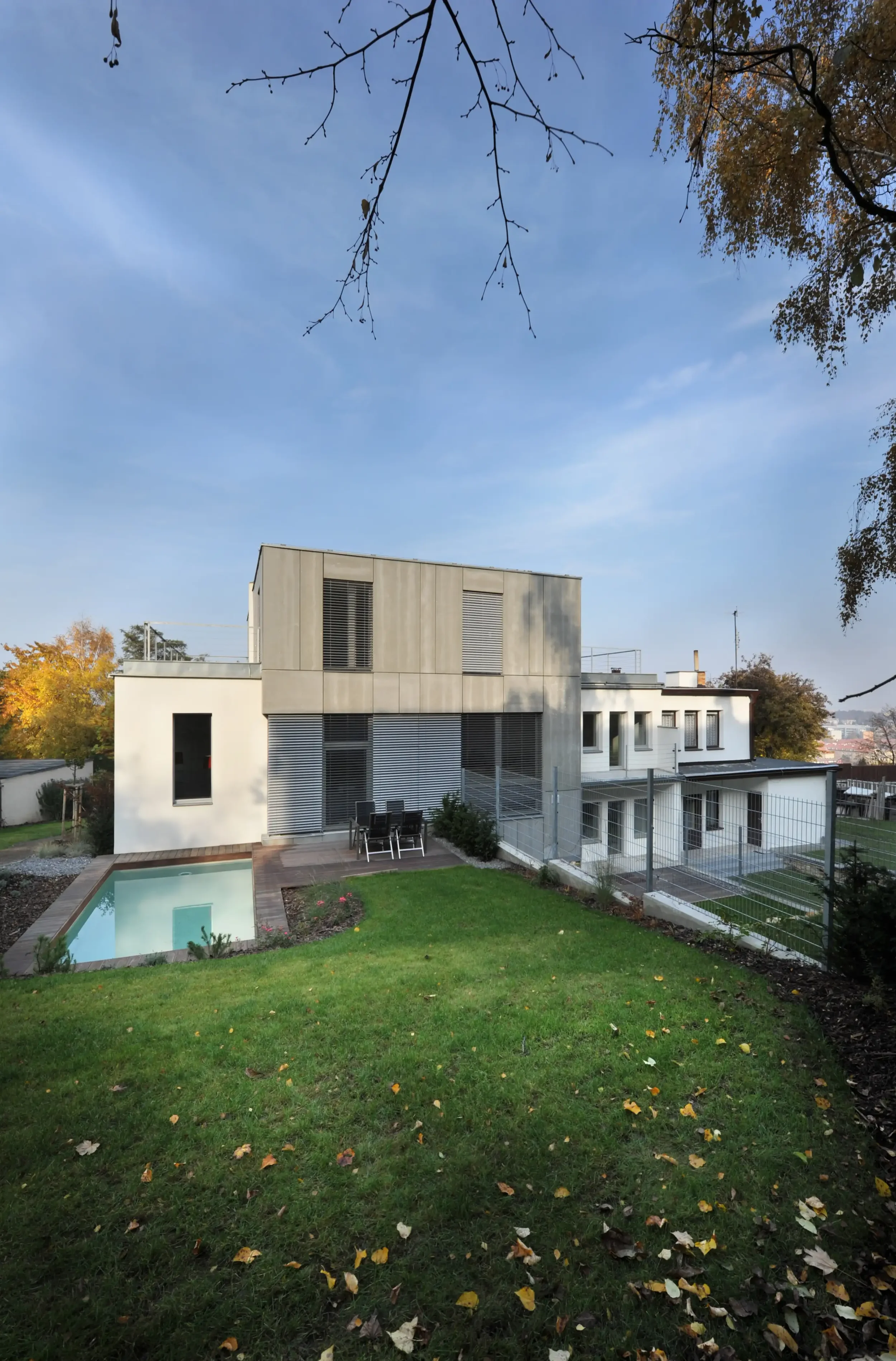 06_exterier J.webp
