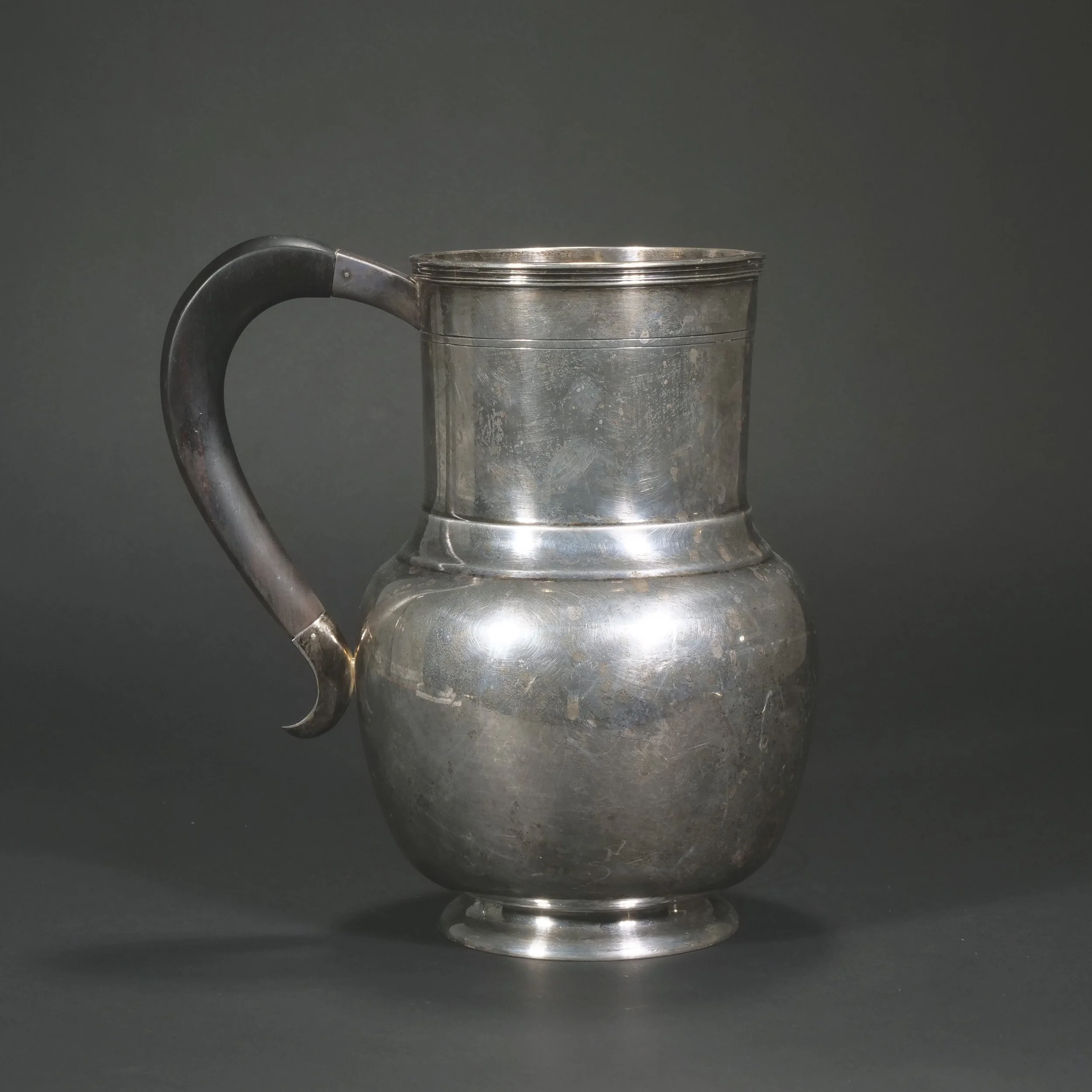 5AA-3-02_buccellati-Pitcher.jpg