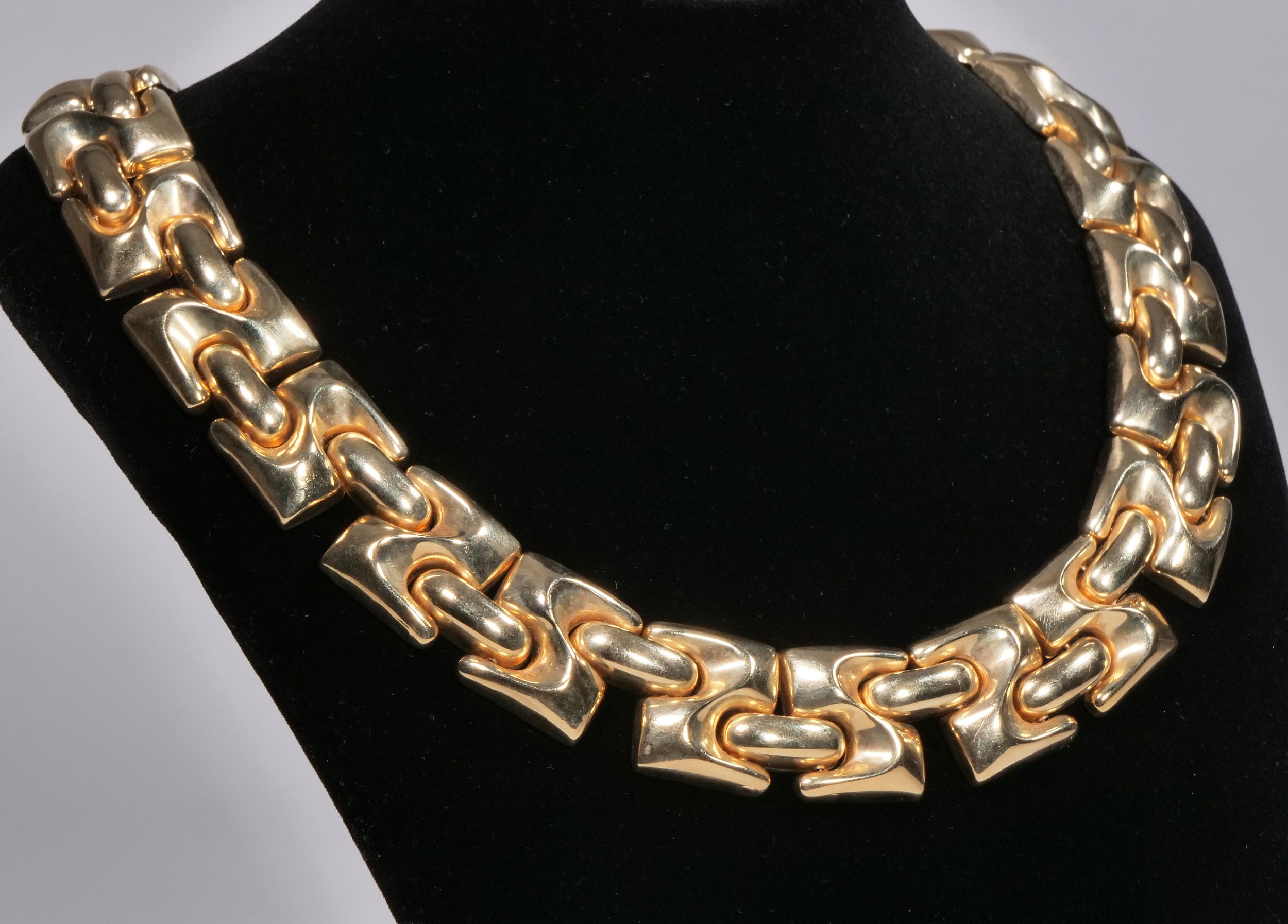 14k GOLD GEOMETRIC LINK NECKLACE / HAMMER: $4,600