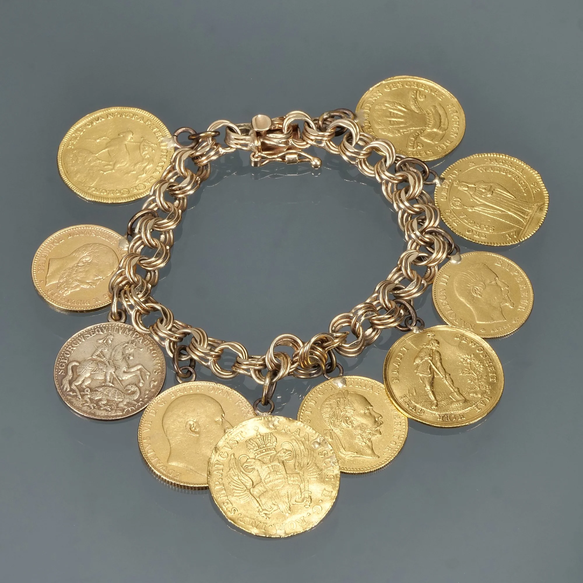 ANTIQUE GOLD COIN BRACELET | Hammer: $3,600