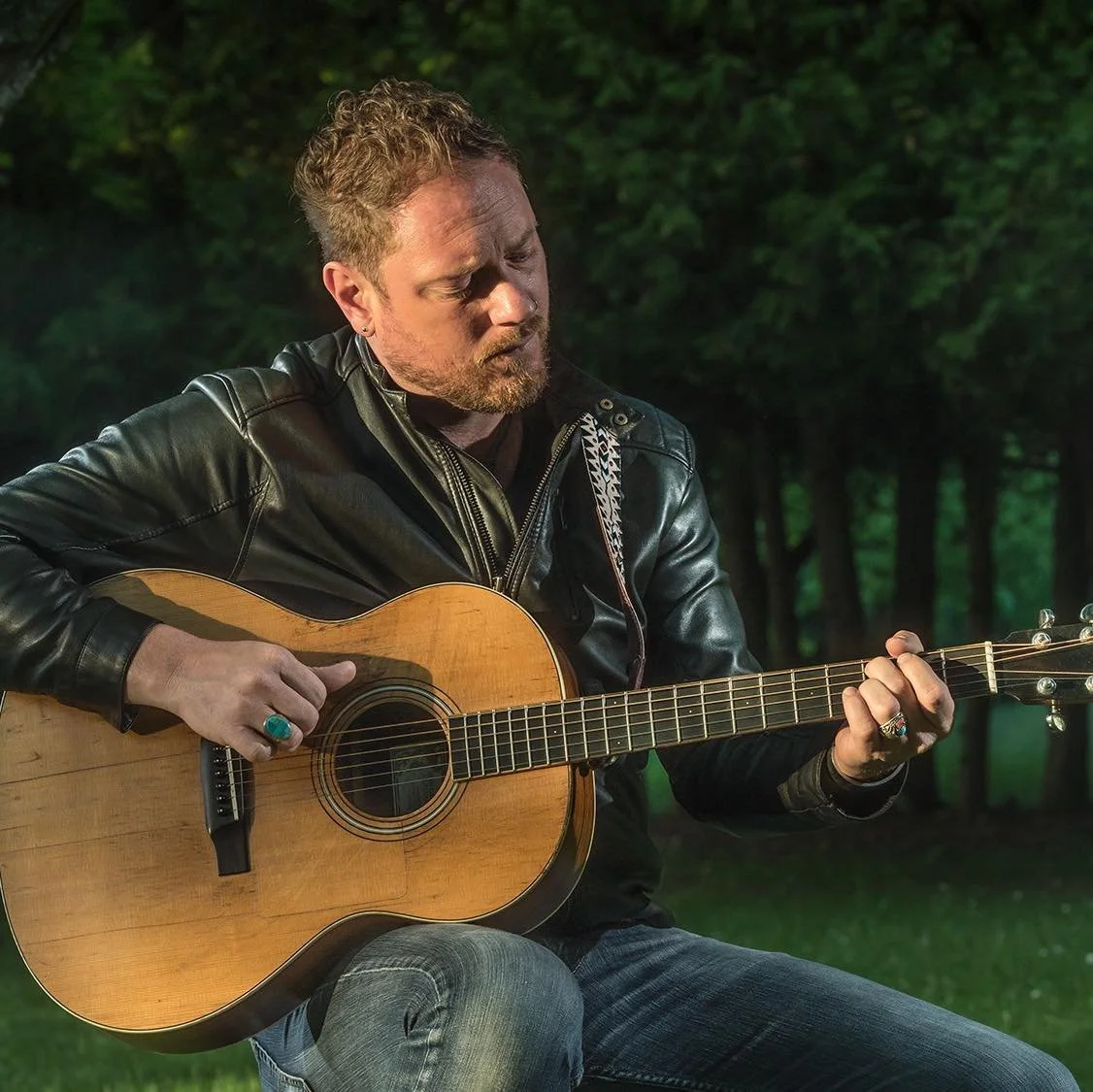 Live at Rove, Levi Britton