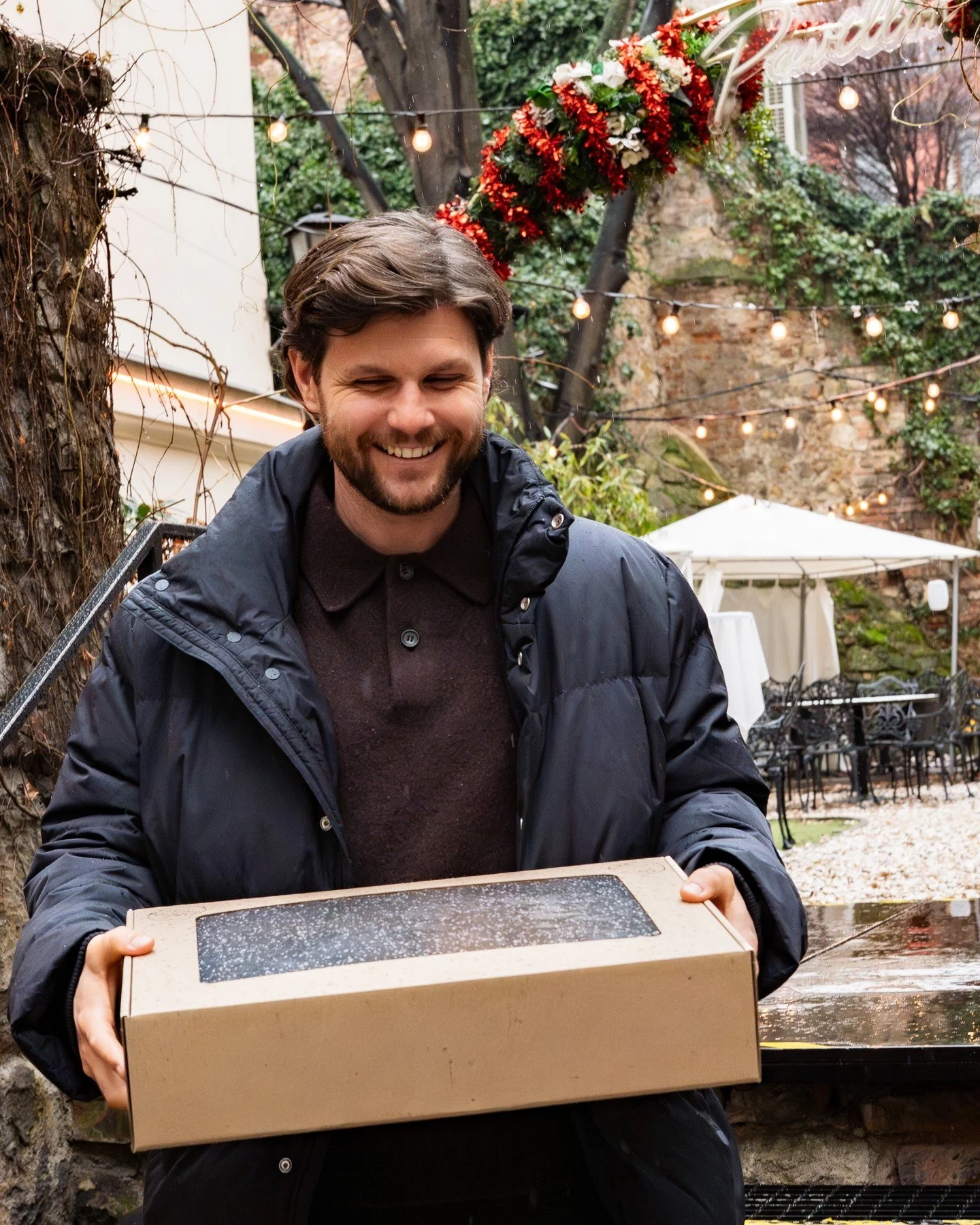 Mennyei kis falatok - ha esetleg csal&aacute;di &ouml;sszej&ouml;vetelt terveztek, mi gondoskodunk a francia falatokr&oacute;l. ✨

🔗 LINK A BIO-BAN!

#pavillondeparis #pavillondeparisbudapest #catering