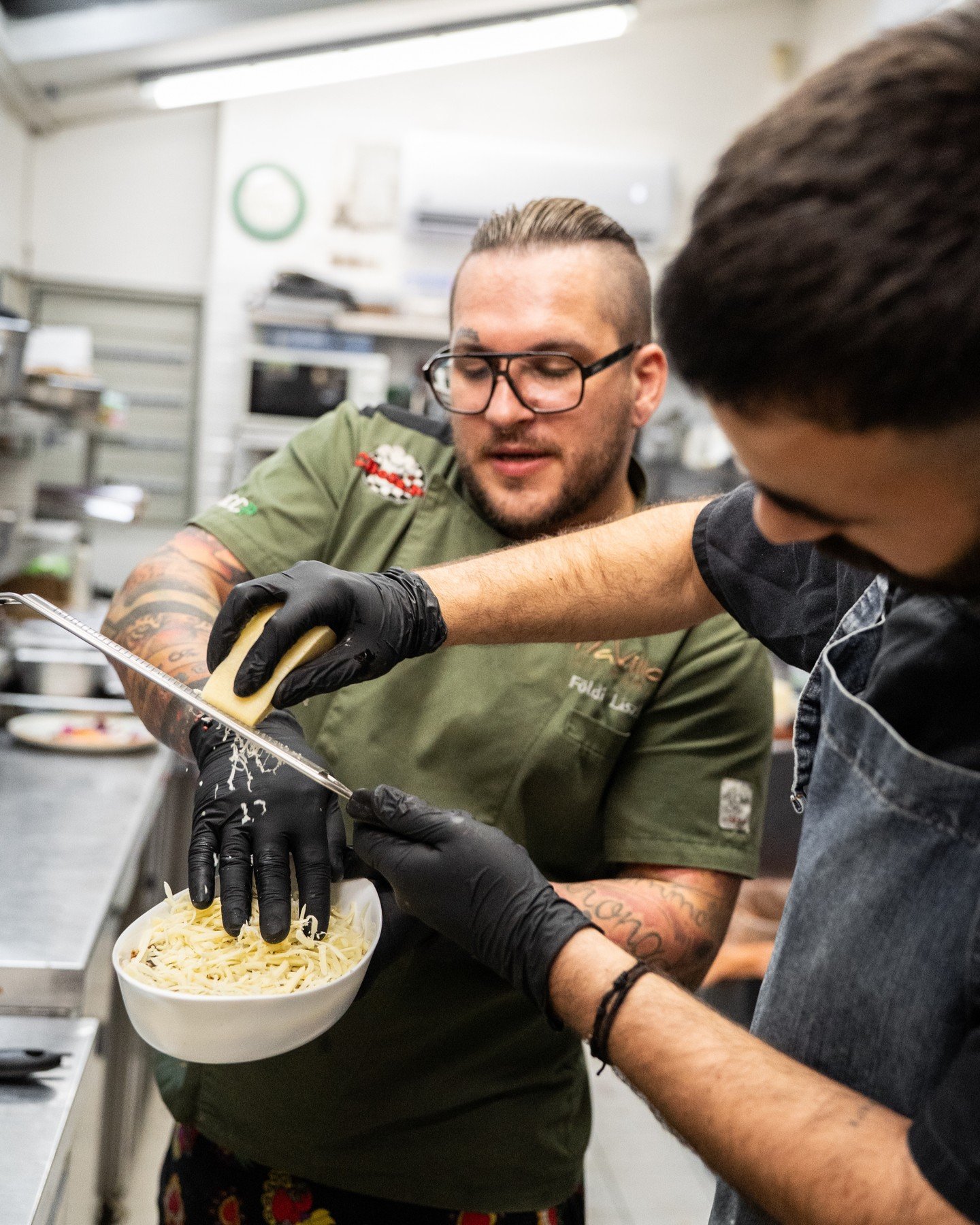 Minden feladat csapatmunka. ✨

#pavillondeparis #pavillondeparisbudapest #frenchrestaurant