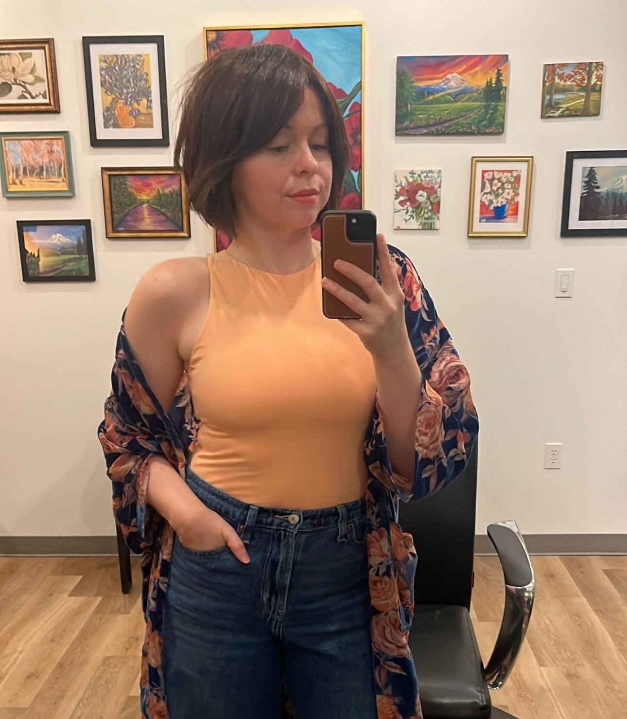 One thing I love about my personal style is my interest in constant change- I love to choose my outfit based on my mood and the vibe. I also loveeee to change my hair and my biological hair has changed many, many times&hellip;

Wigs give me freedom t
