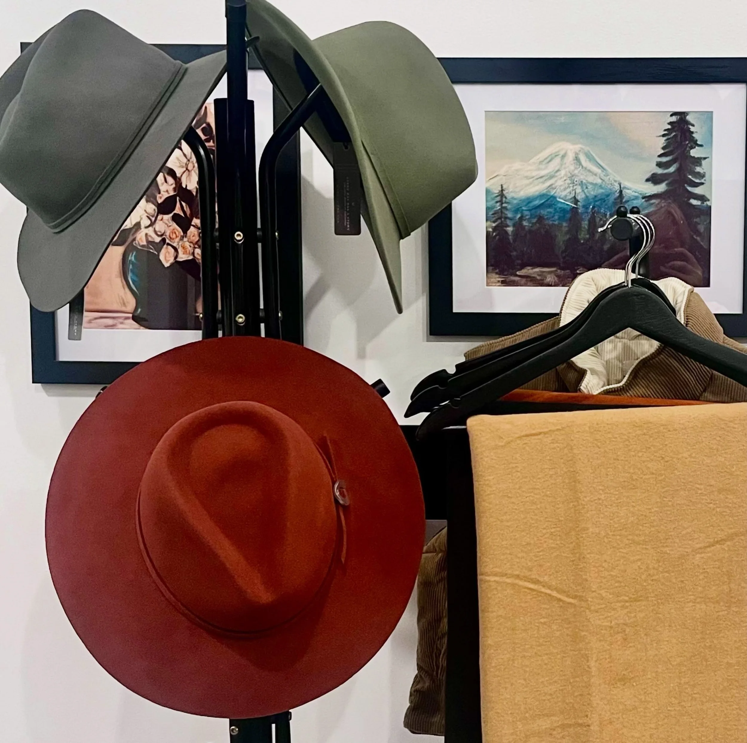 New item alert!!

I&rsquo;m so excited to offer these beautiful hats by @jamieslye - made in the USA, these wool hats are easy to pack, water repellent (huge for the PNW), and will elevate any outfit to the next level. 

The Phoebe in steel. 
The Wil