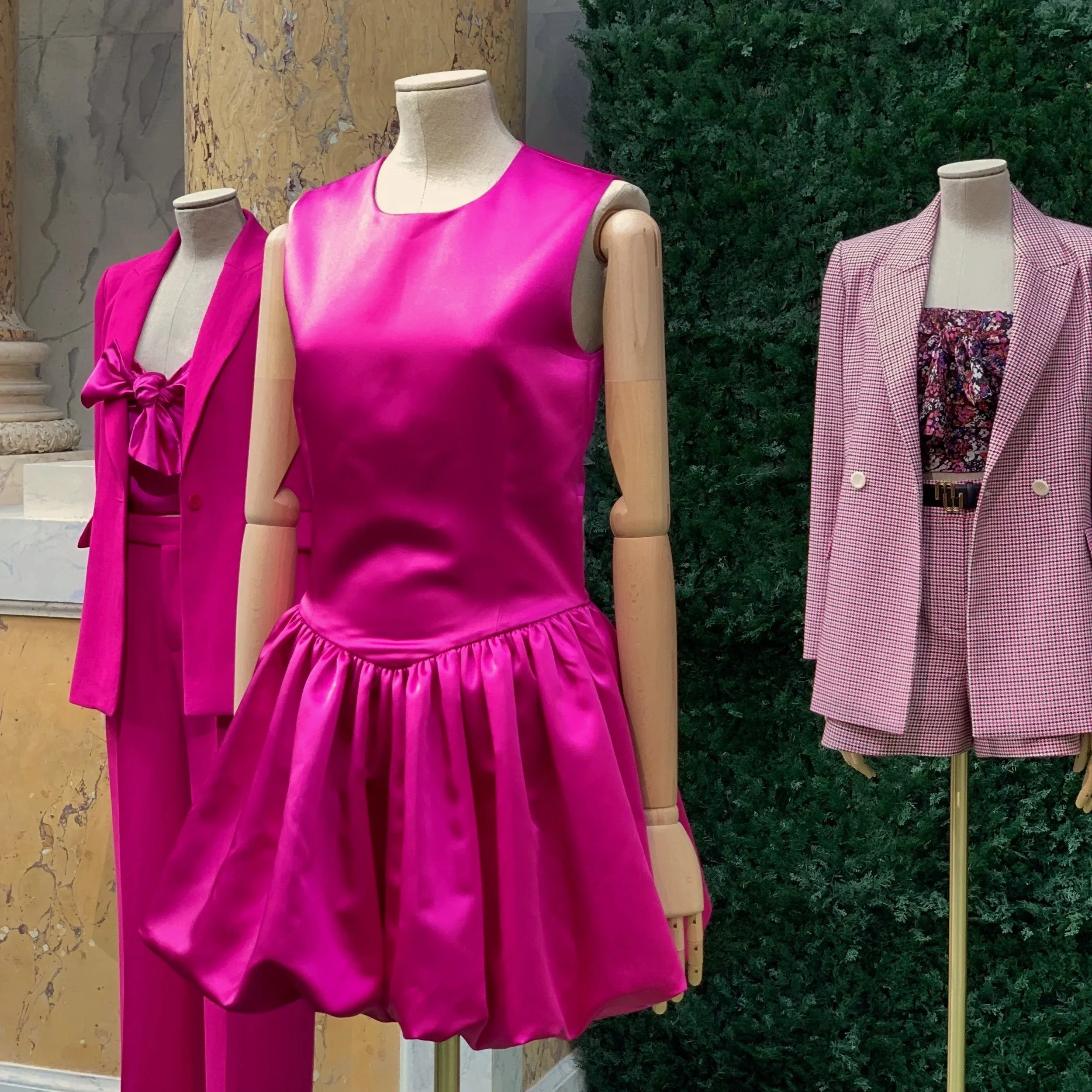 Editorial Strategy · Maje