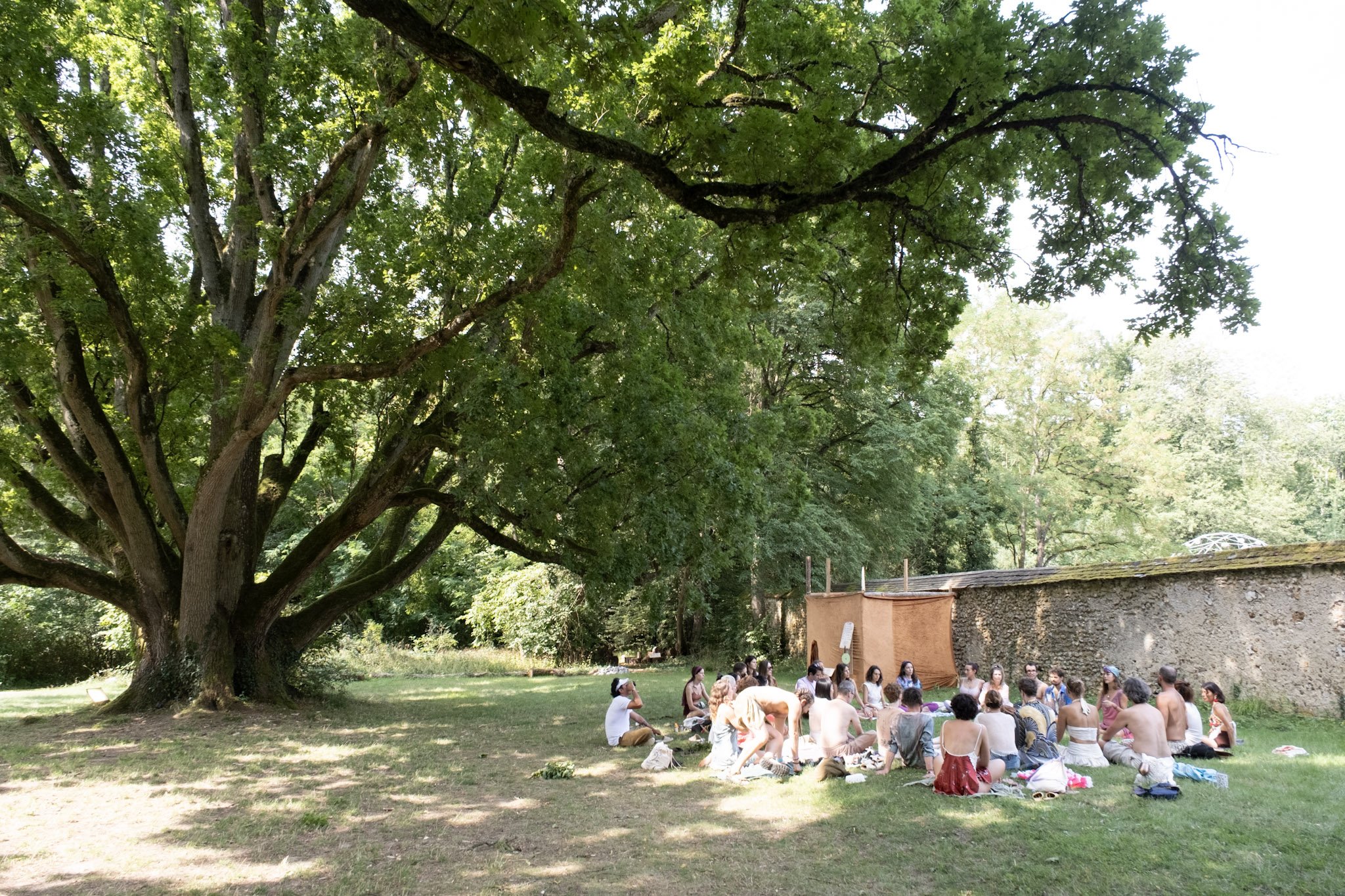 HEALING & THERAPEUTIC SPACES  ✸  Trauma-aware story practices that offer connection, catharsis, and co-regulation.
