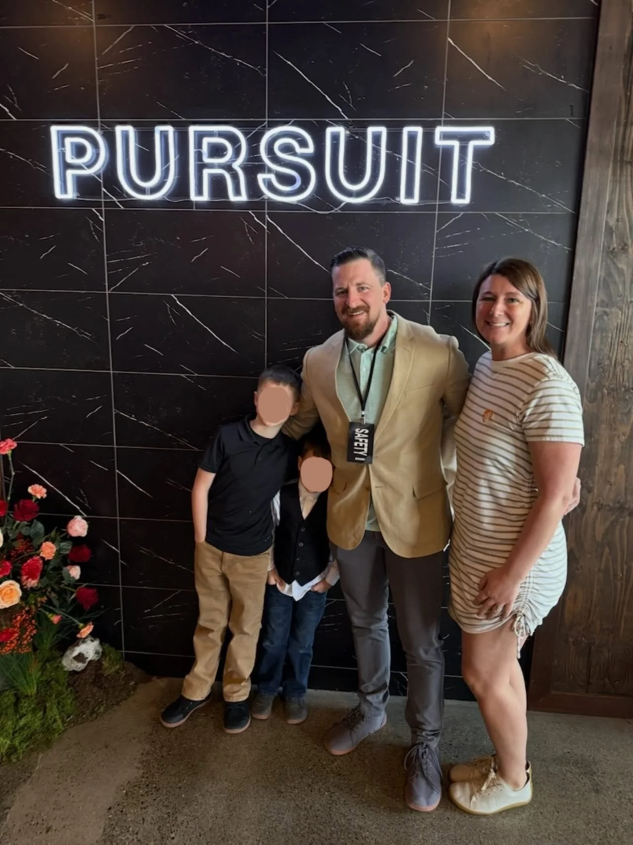 Happy Easter from our family to yours! ✝️

Our Savior&rsquo;s ultimate sacrifice inspires us everyday to live and serve our community with the same kind of selfless love. Thank you Father for your Son Jesus! 🙌🏽

#easter #happyeaster #heisrisen #jes