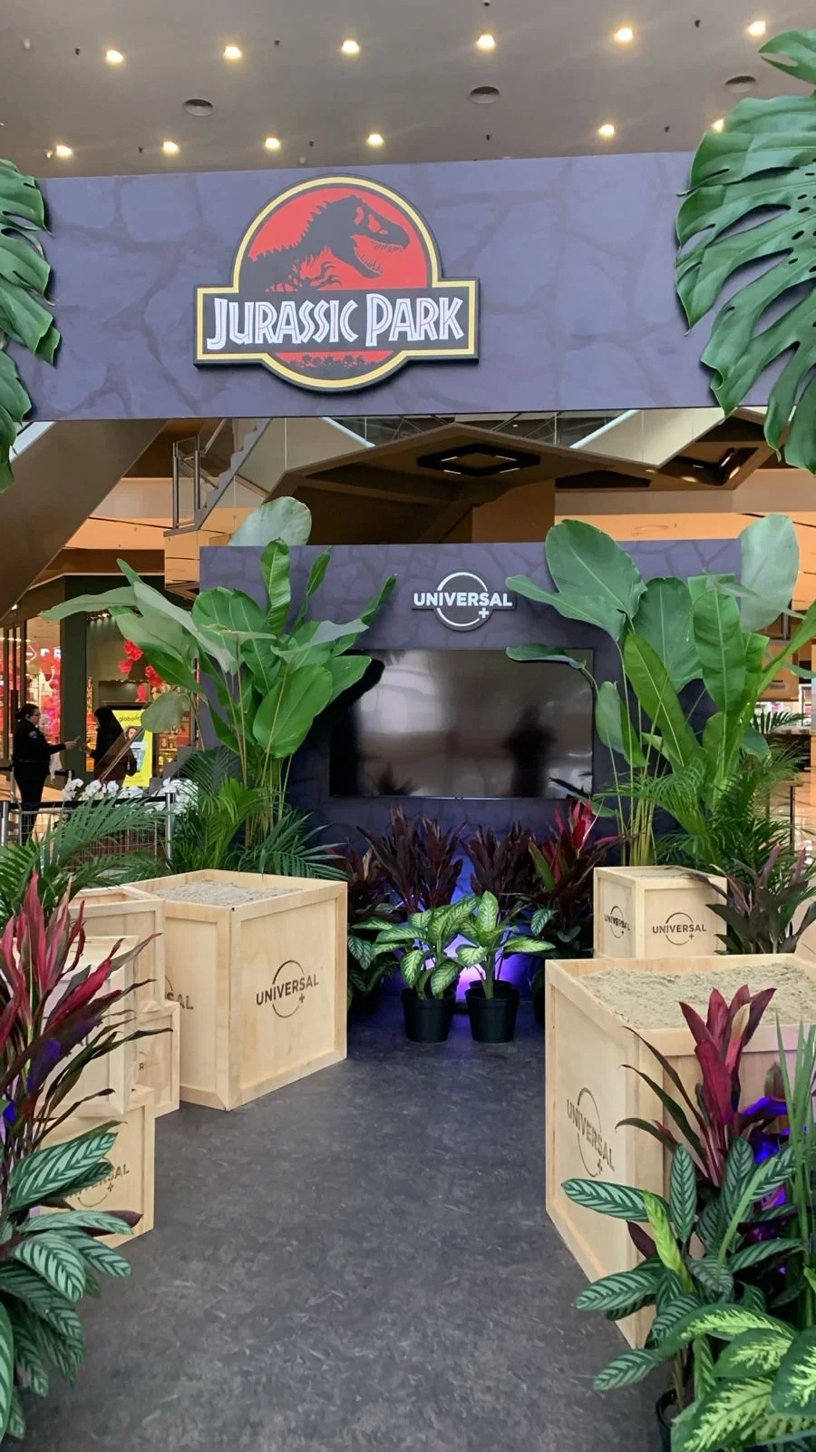 Universal + Jurassica World