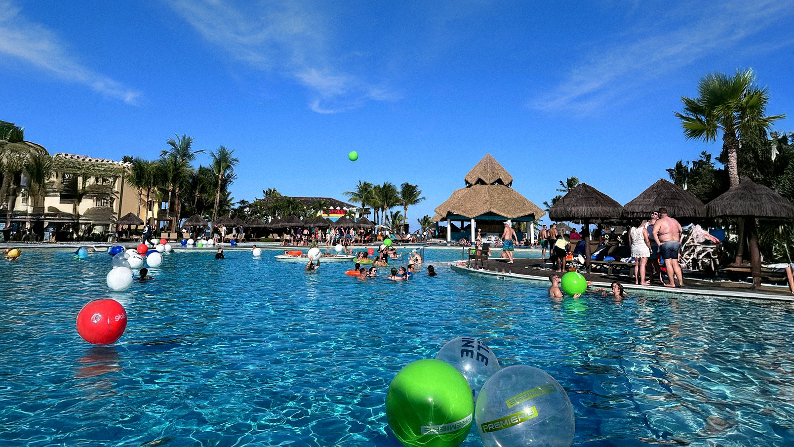 Convenção Vivo Pool Party