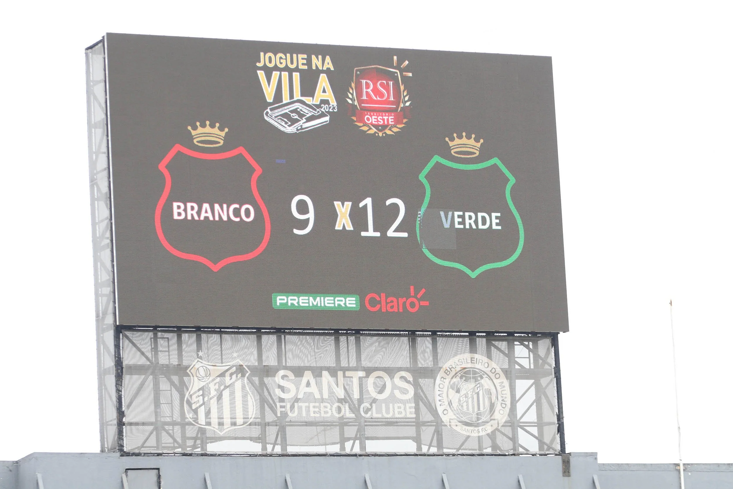 Premiere Jogue na Vila
