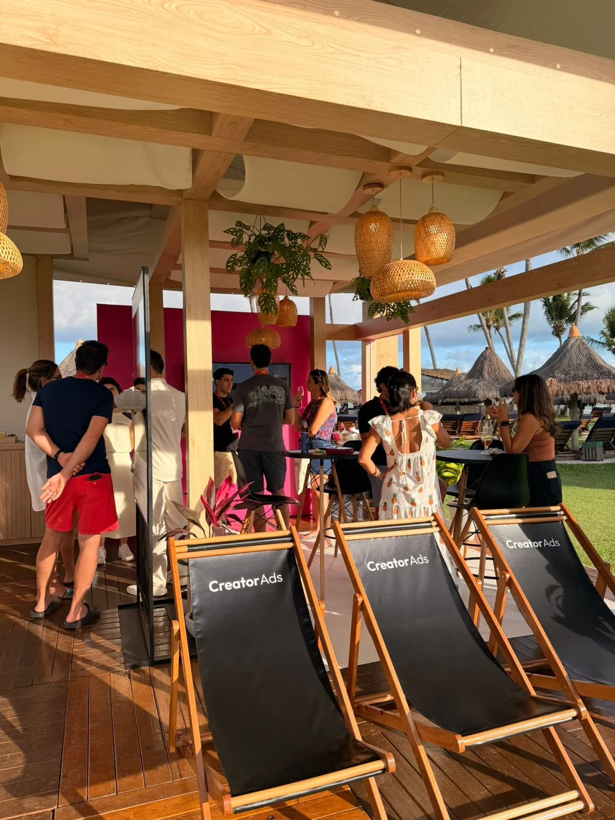 Brandlovers | Creator ADS - MNB Praia do Forte