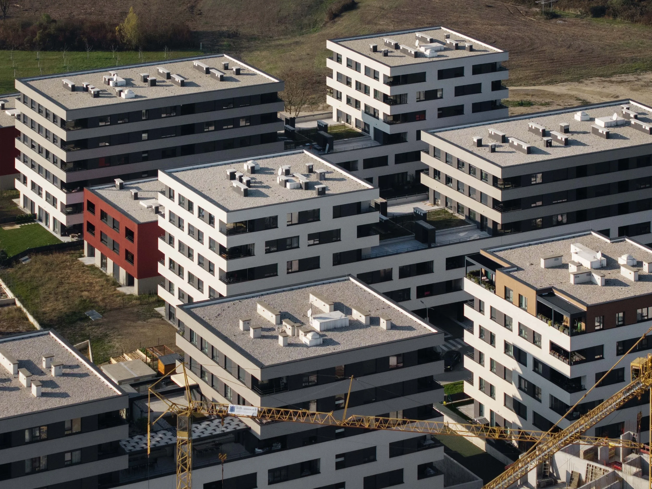 Green Side_Log-urbis_04_foto Danijel Krznaric-min.jpg