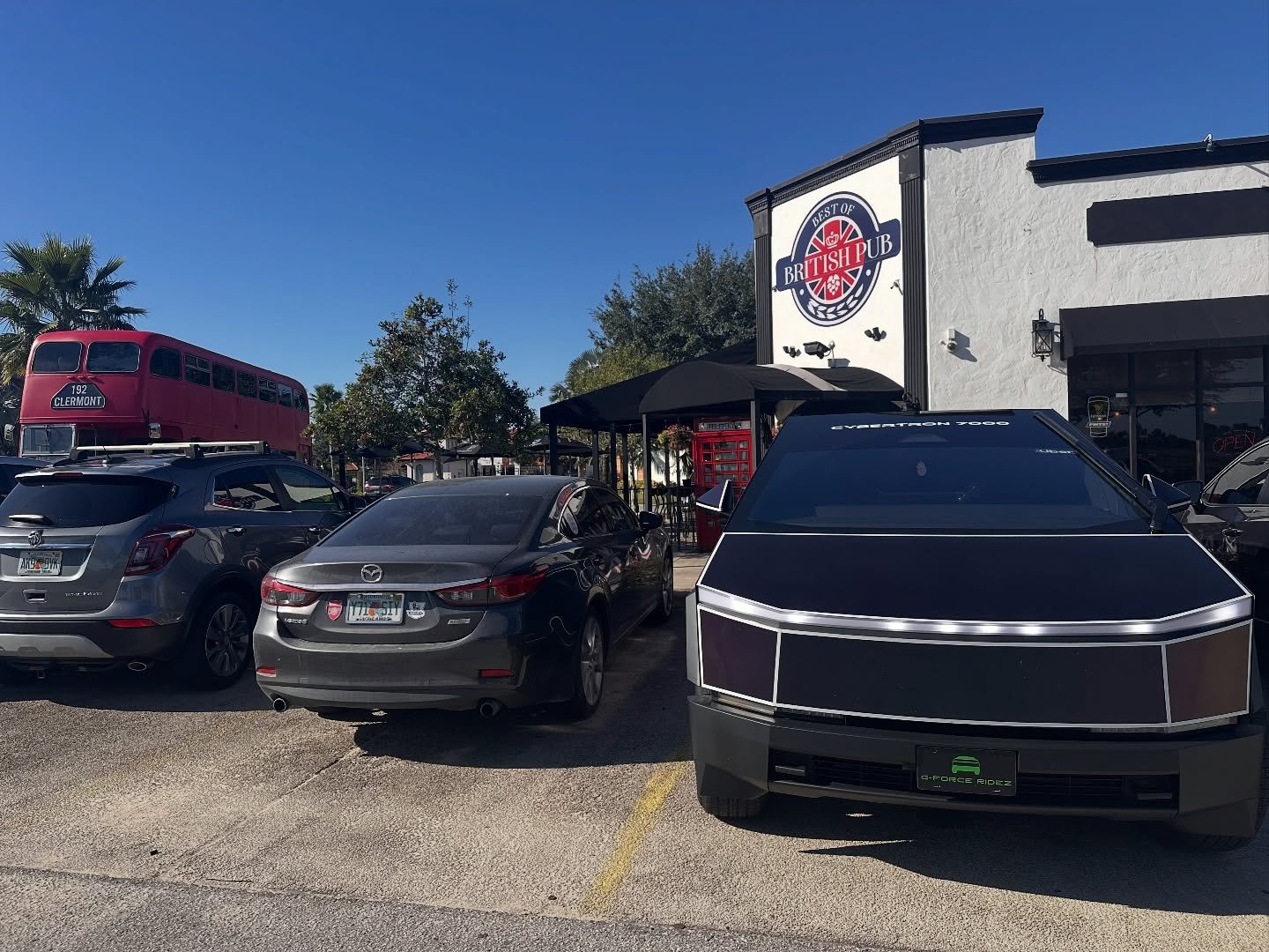 Want to see this iconic British red double decker bus!? It&rsquo;s at the @bestofbritishpub pub here in the theme park capital of the world. This great spot offers so much more than drinks. Come check them out or better yet, ride our spaceships there