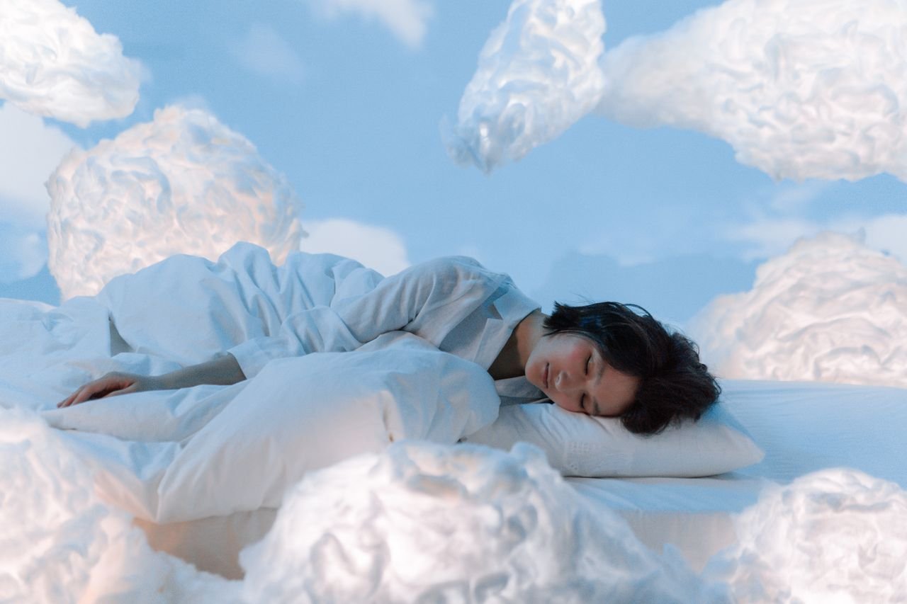 The Overnight Therapy: Decoding the Science, Psychology, and Universal Language of Dreams