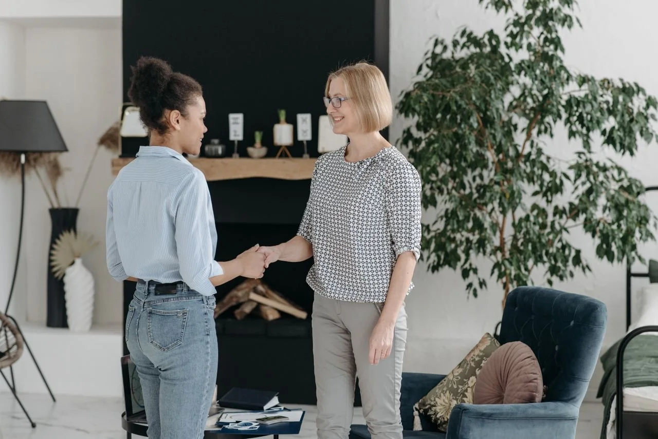 Sales for Nice People: How to Grow Your Income Without Feeling Like a Sleazeball